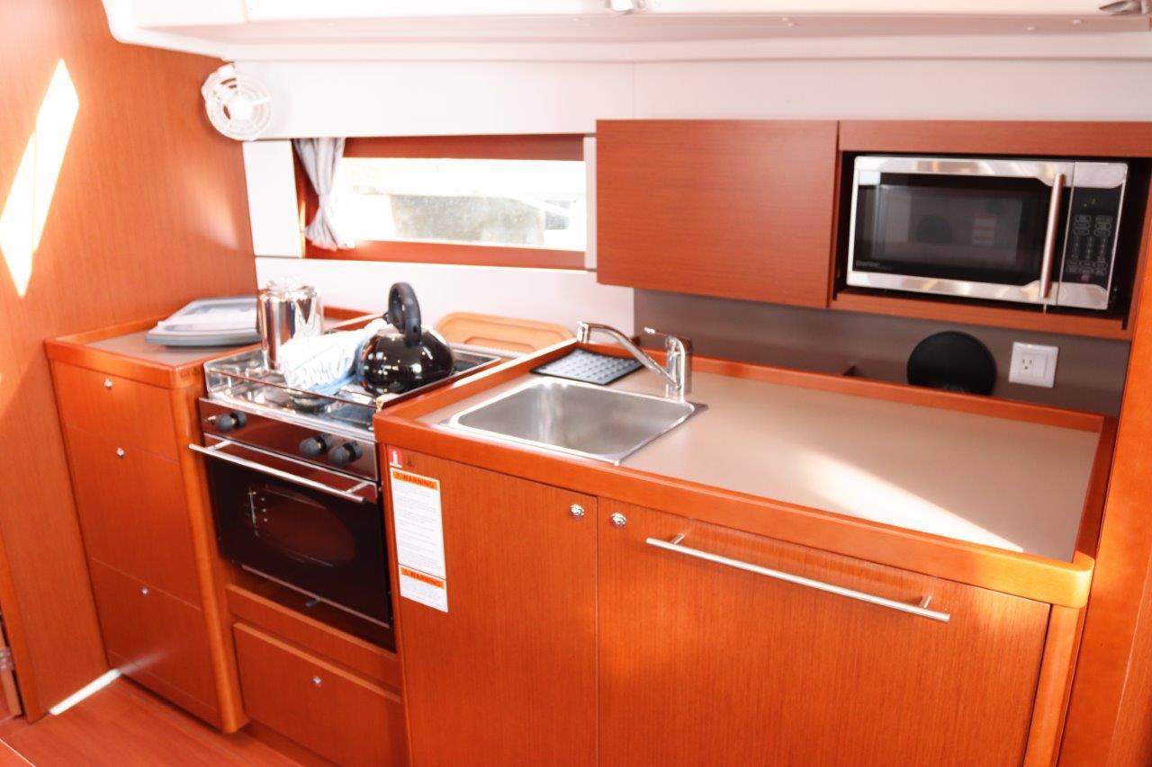 Oceanis 38.1 - 2 cab., picture 17