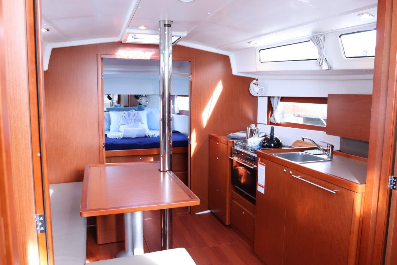 Oceanis 38.1 - 2 cab., picture 13