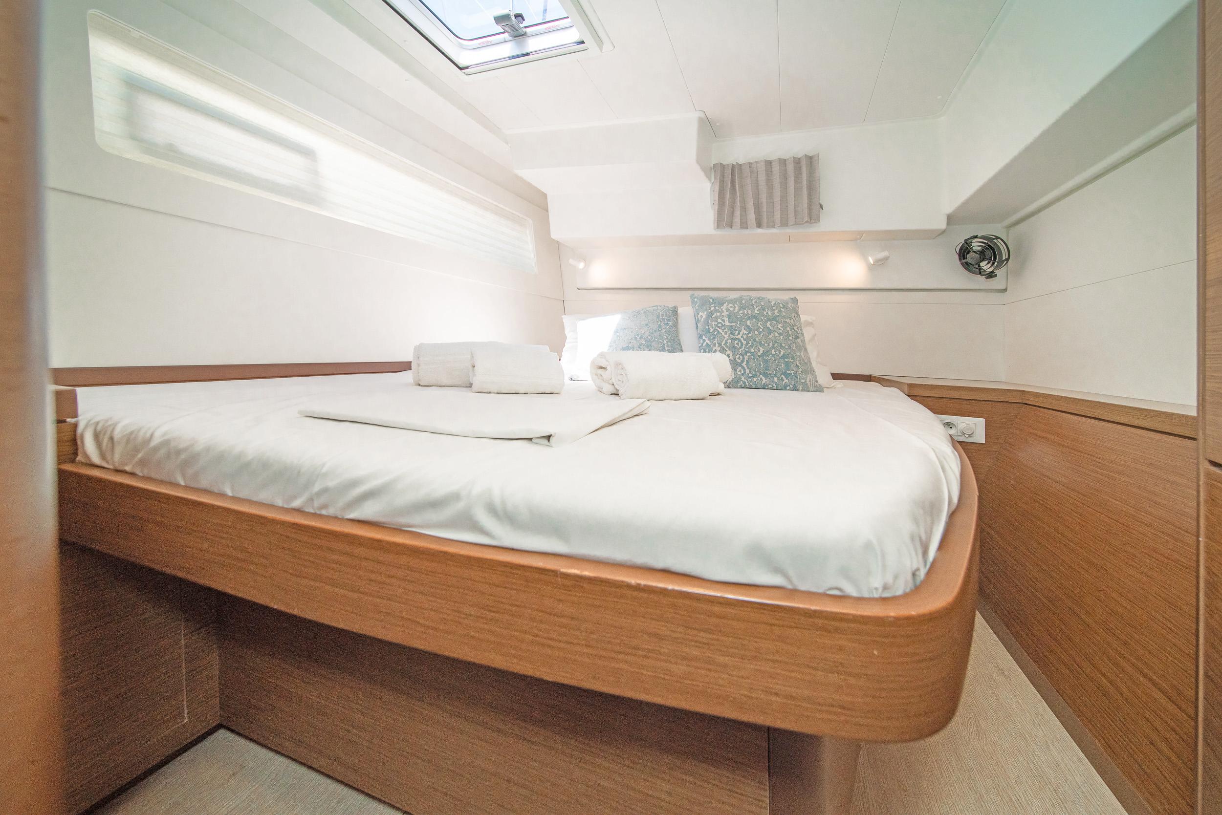 Lagoon 40 - 4 + 2 cab, picture 15