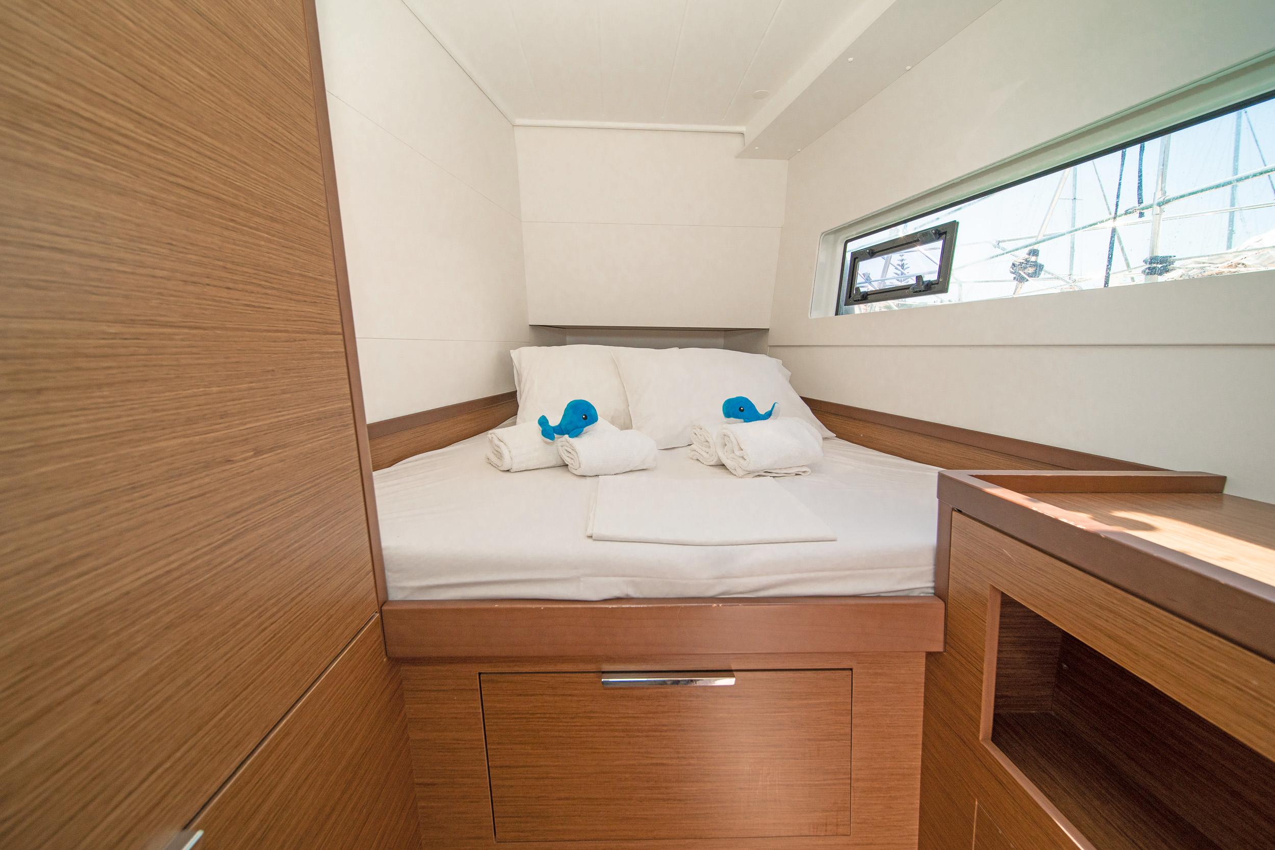 Lagoon 40 - 4 + 2 cab, picture 16