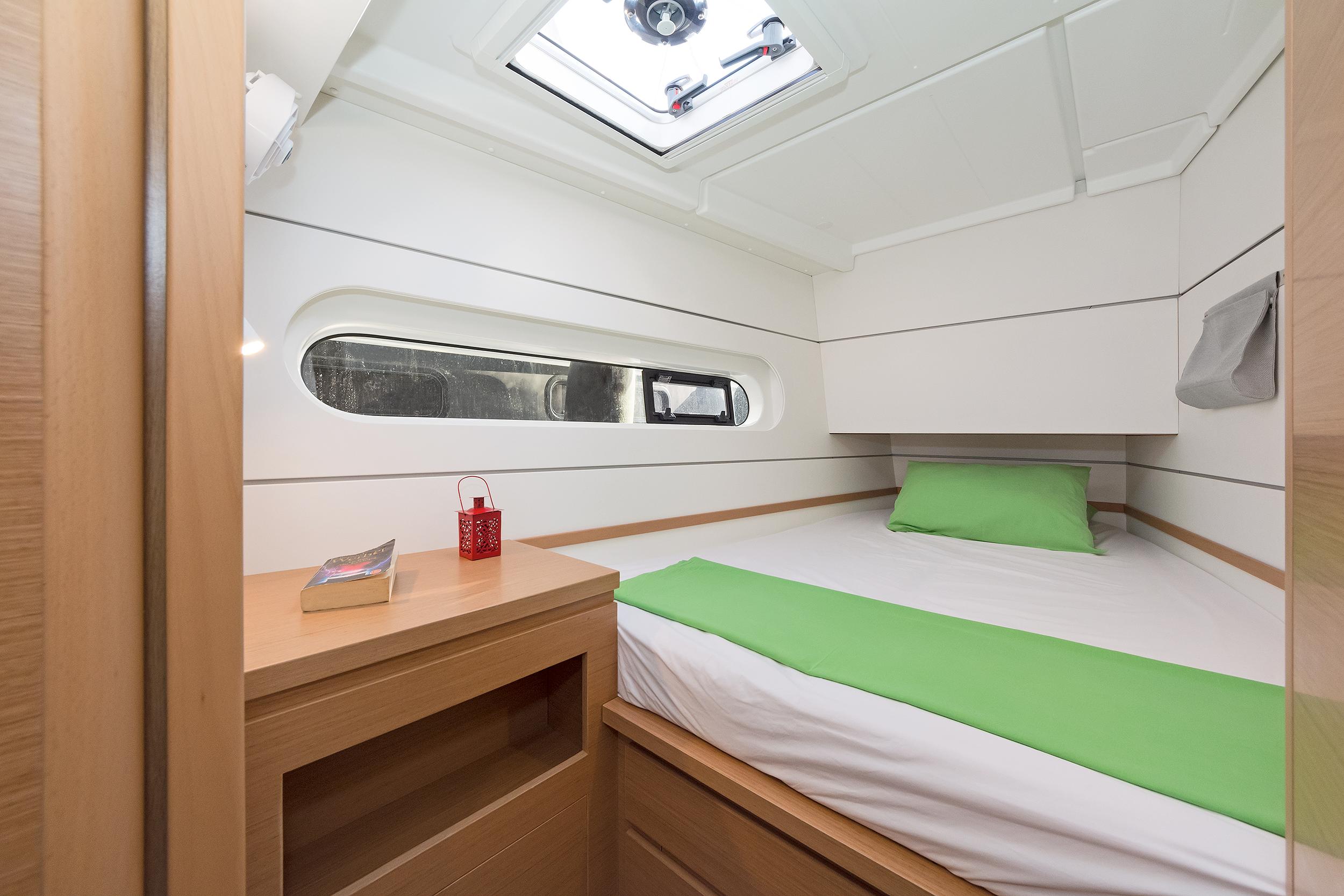 Excess 12 - 4 + 1 + 1 cab., picture 9