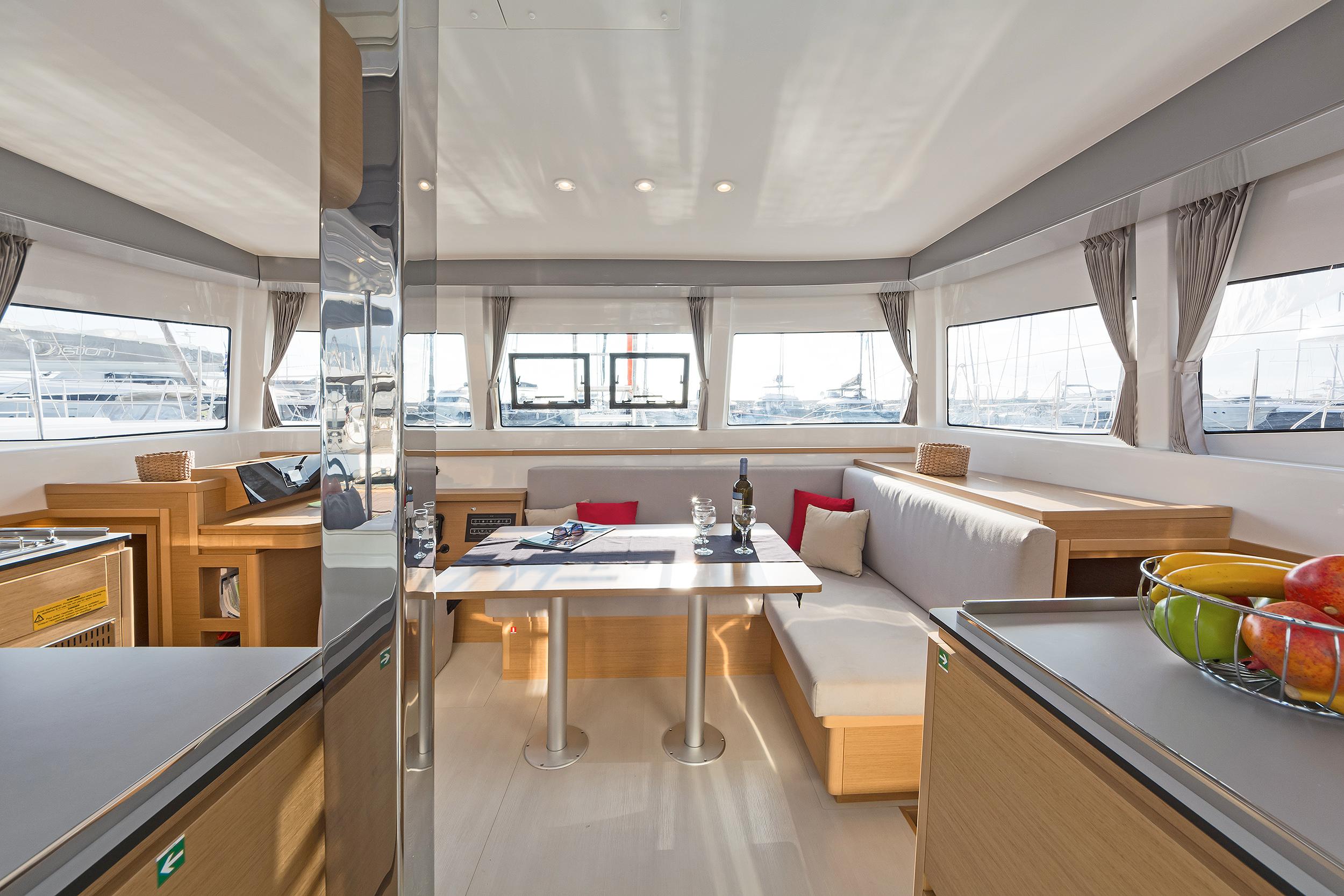 Excess 12 - 4 + 1 + 1 cab., picture 10