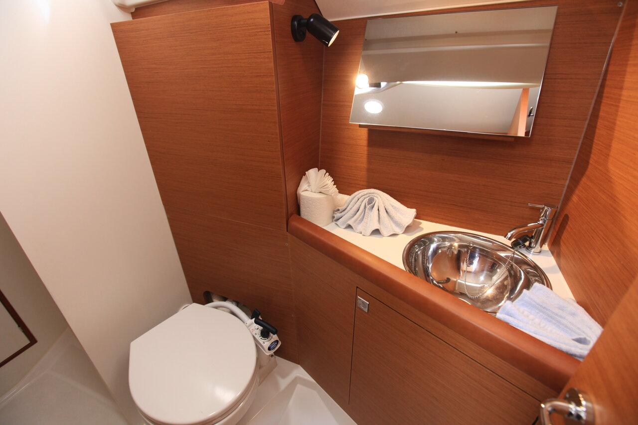 Sun Odyssey 349 - 2 cab., picture 13