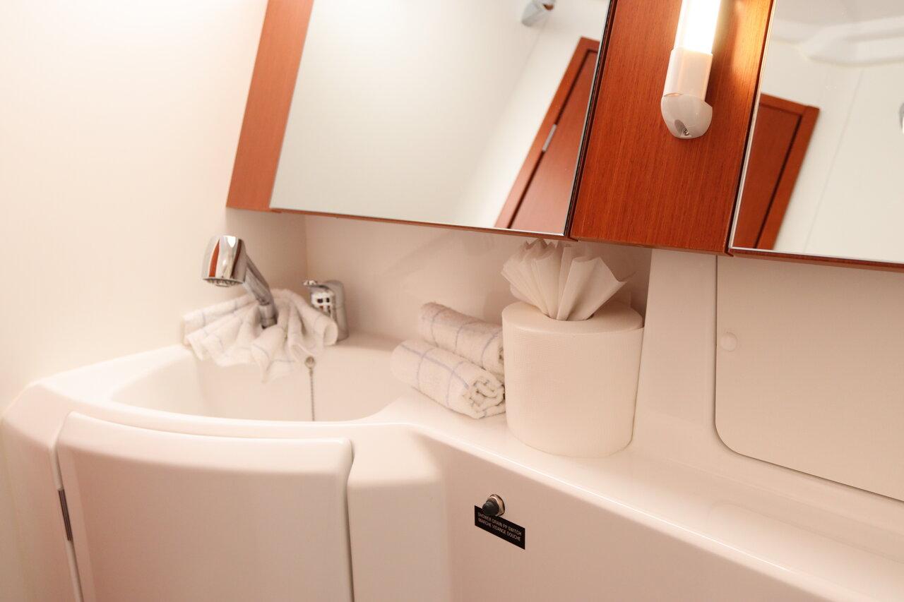 Oceanis 31, picture 20