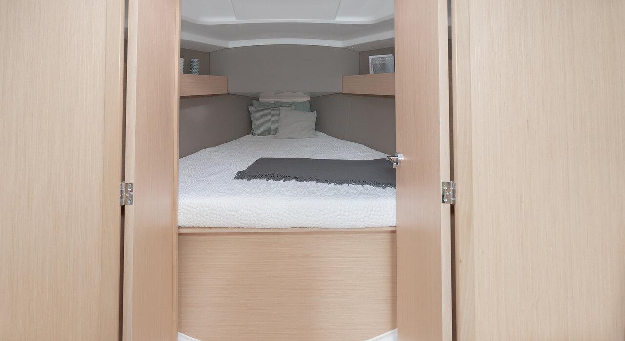 Oceanis 30.1, picture 11