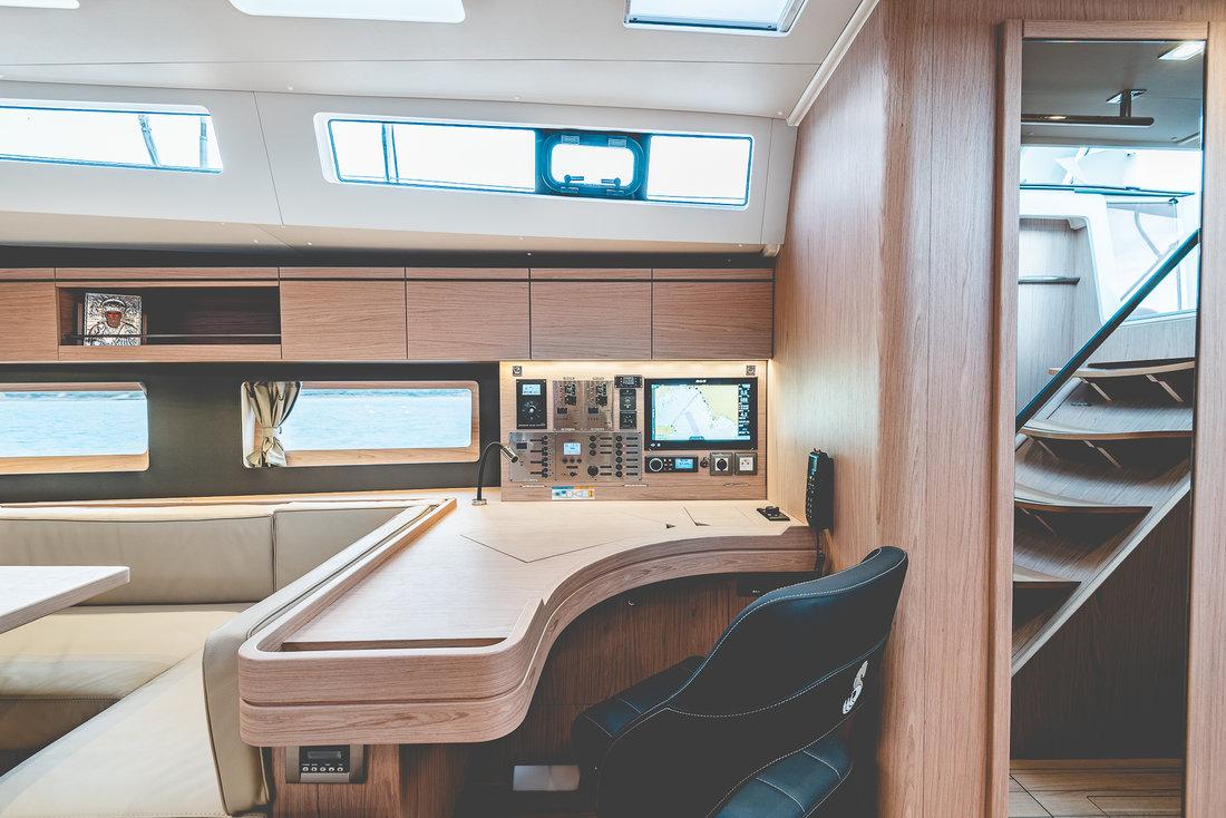 Oceanis 55.1 - 3 + 1 cab., picture 9