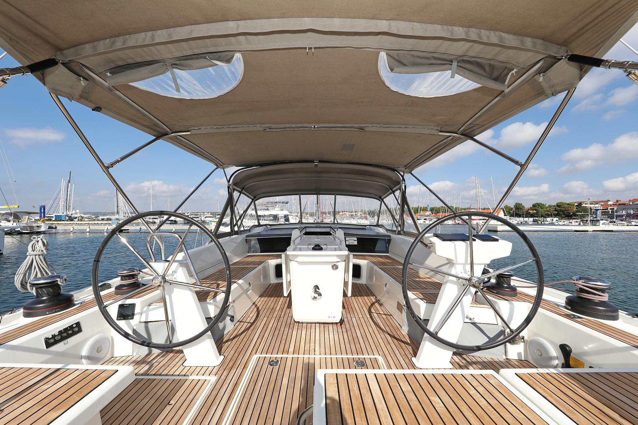 Oceanis 51.1 - 5 + 1 cab., picture 5