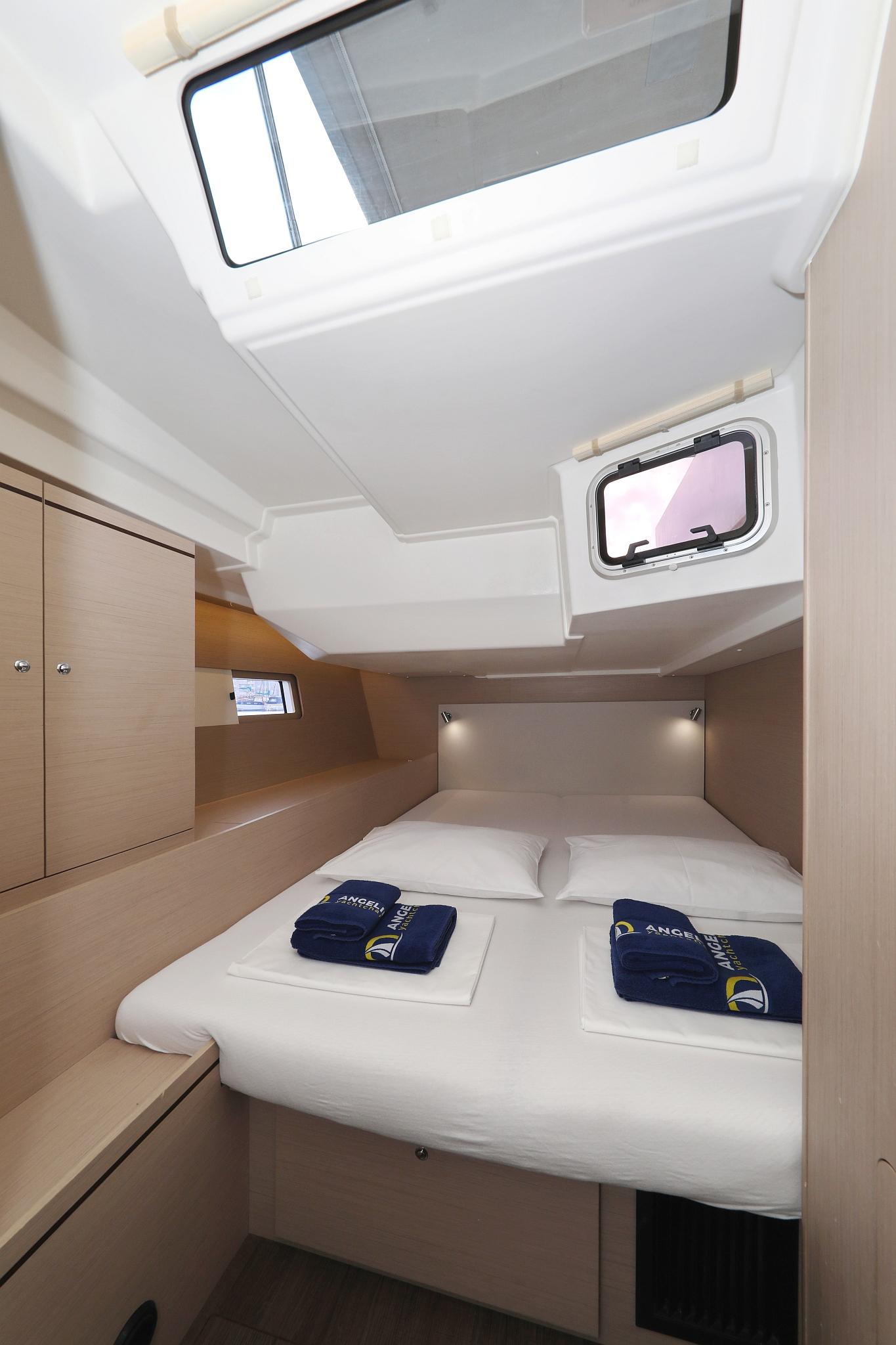 Oceanis 51.1 - 5 + 1 cab., picture 24