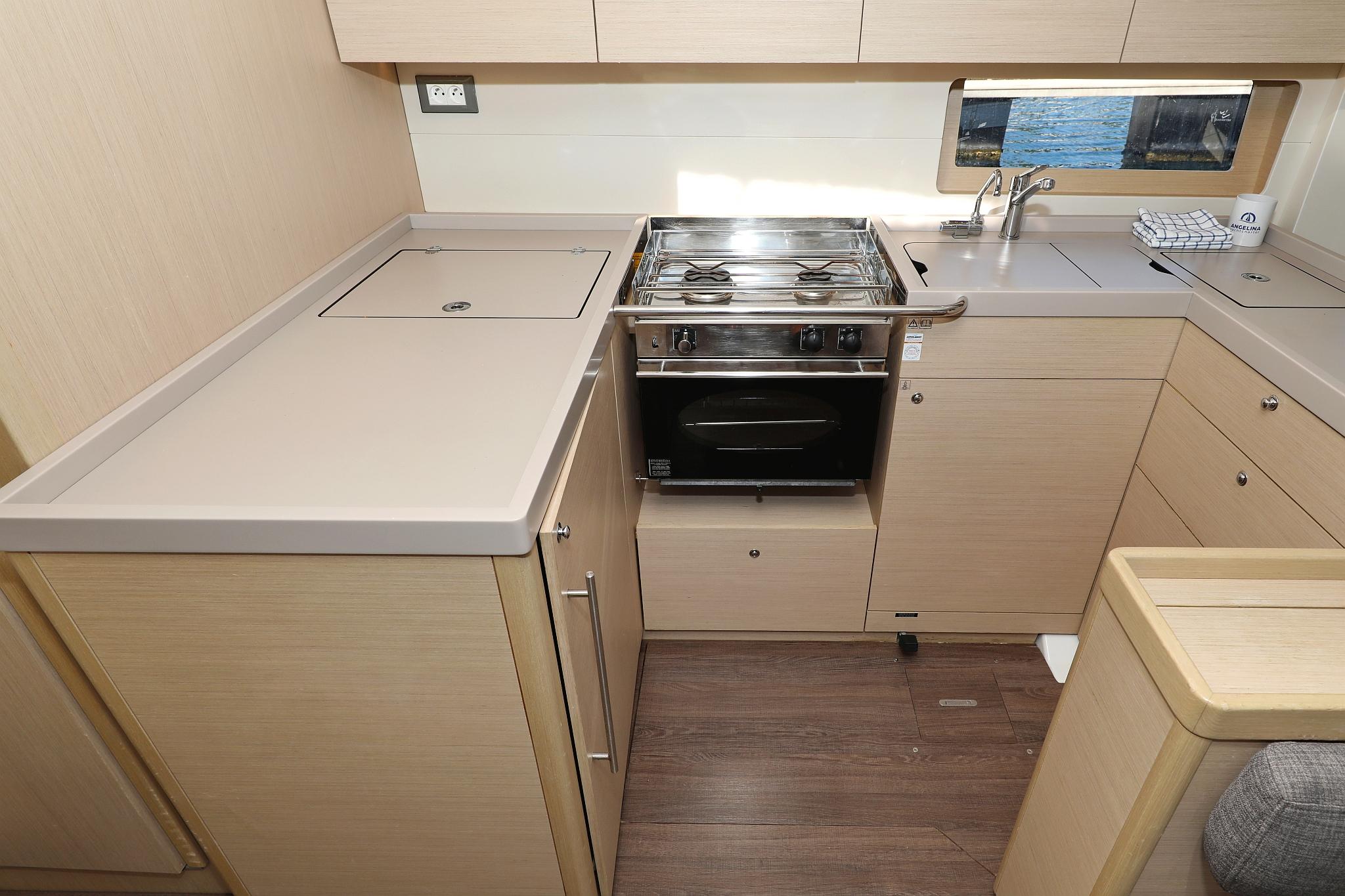 Oceanis 51.1 - 5 + 1 cab., picture 38