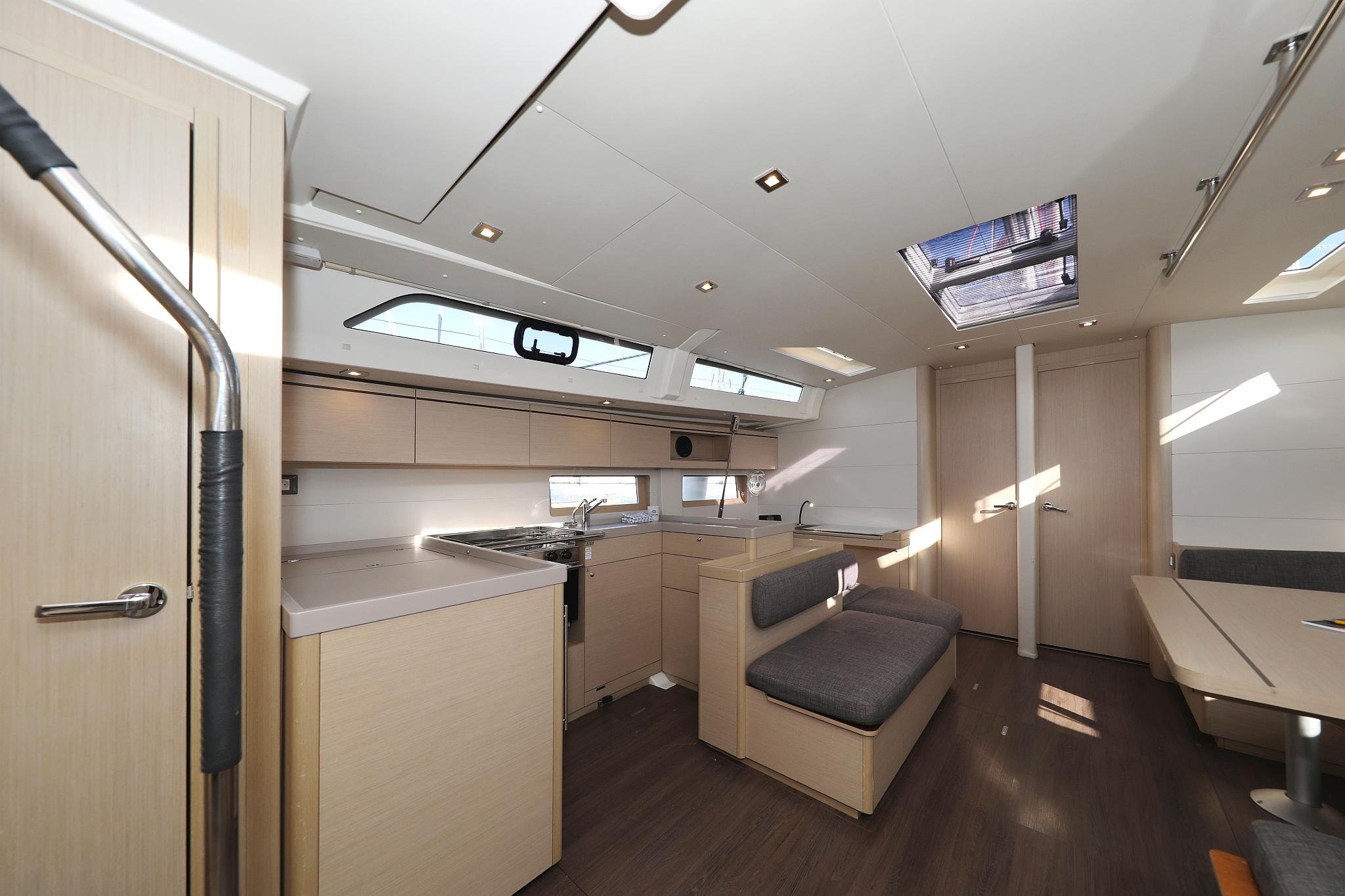 Oceanis 51.1 - 5 + 1 cab., picture 14