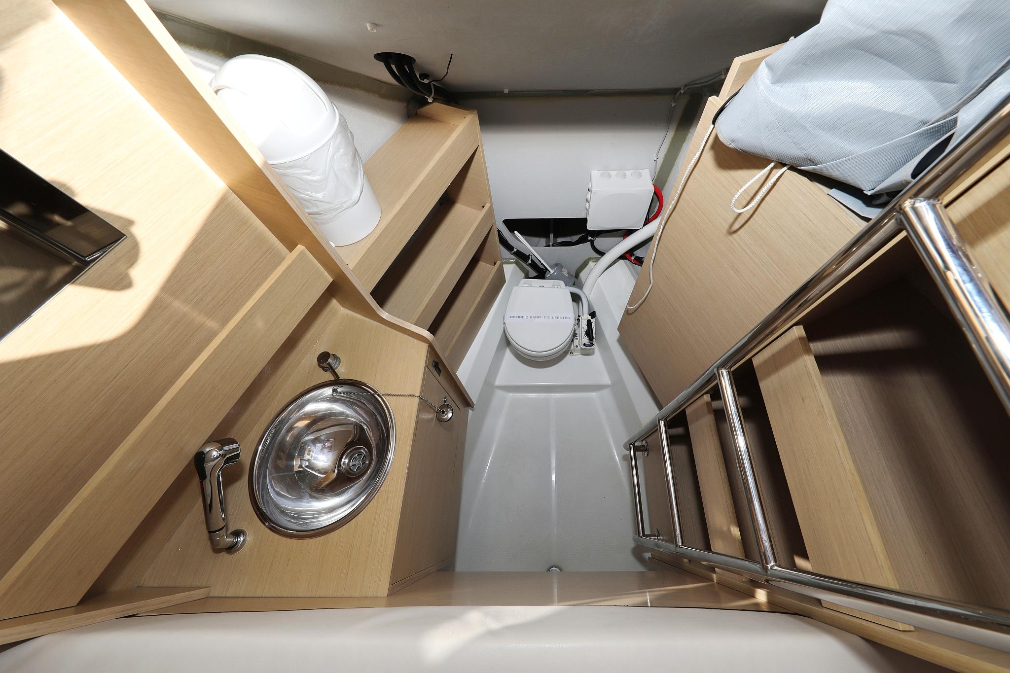 Oceanis 51.1 - 5 + 1 cab., picture 45