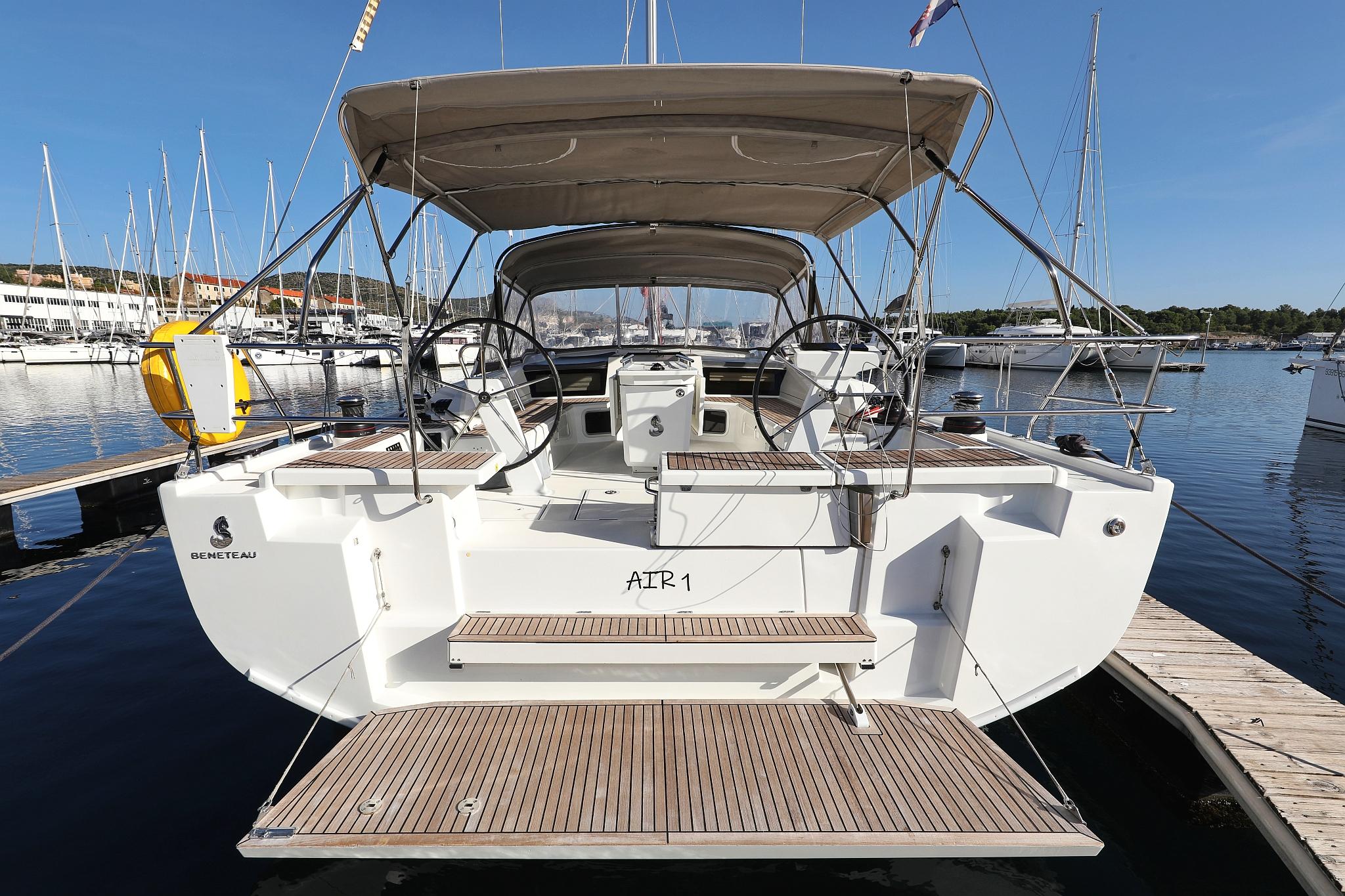 Oceanis 51.1 - 5 + 1 cab., picture 3