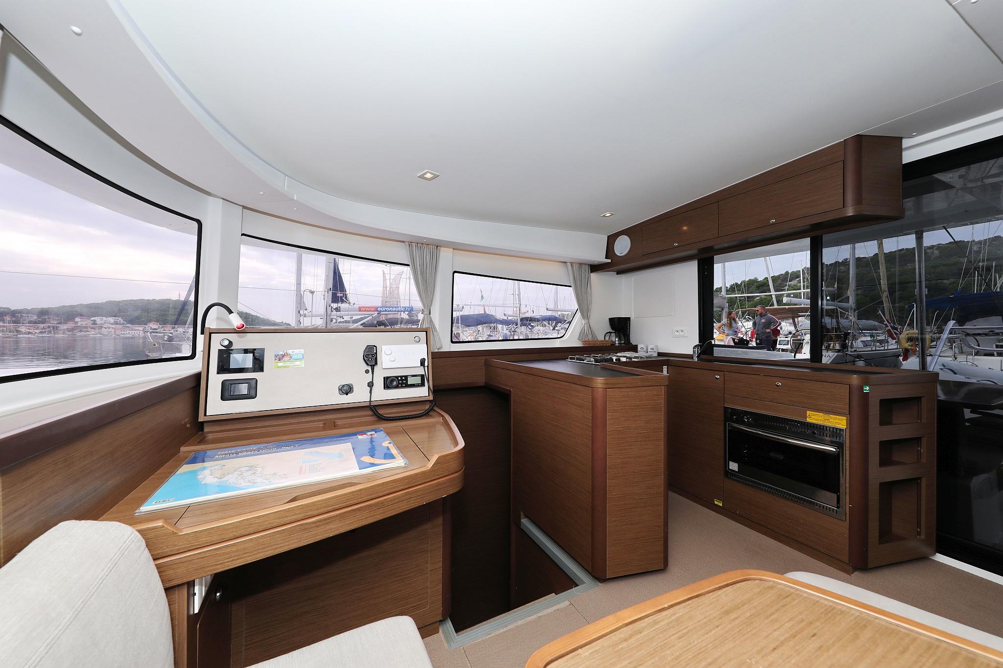 Lagoon 42 - 4 + 2 cab., picture 14