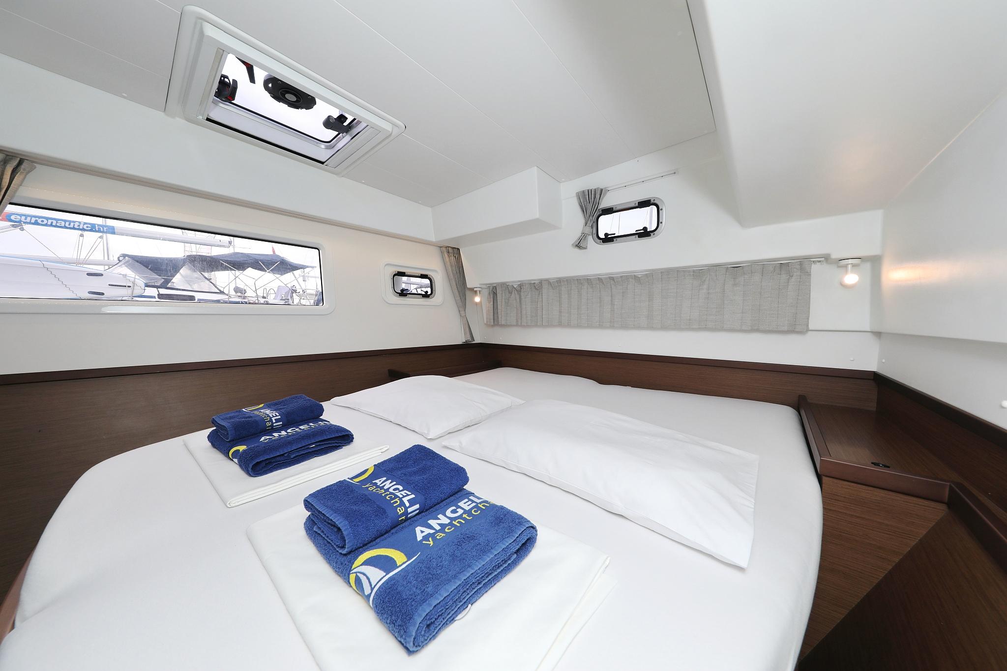 Lagoon 42 - 4 + 2 cab., picture 31