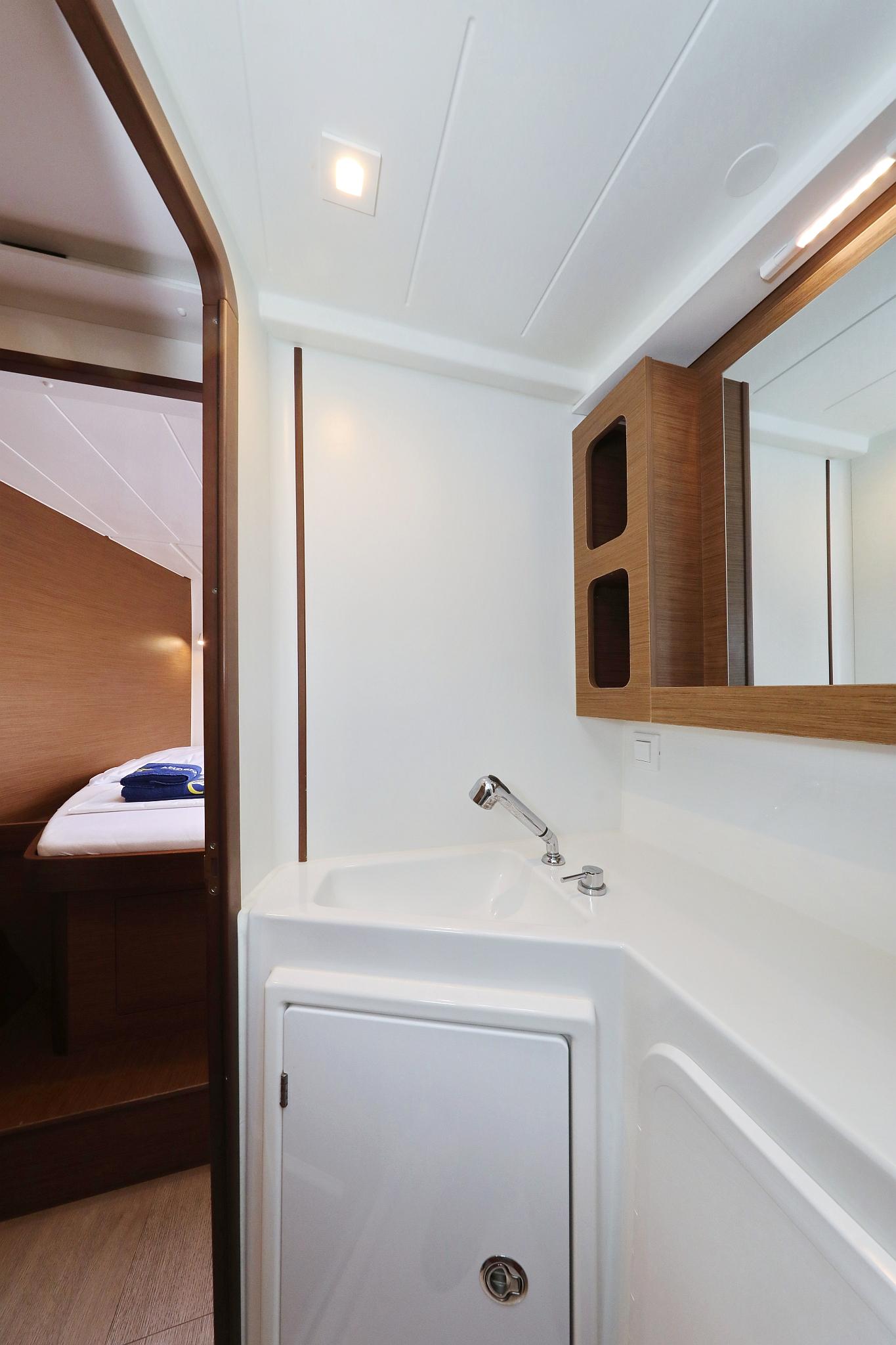 Lagoon 42 - 4 + 2 cab., picture 42