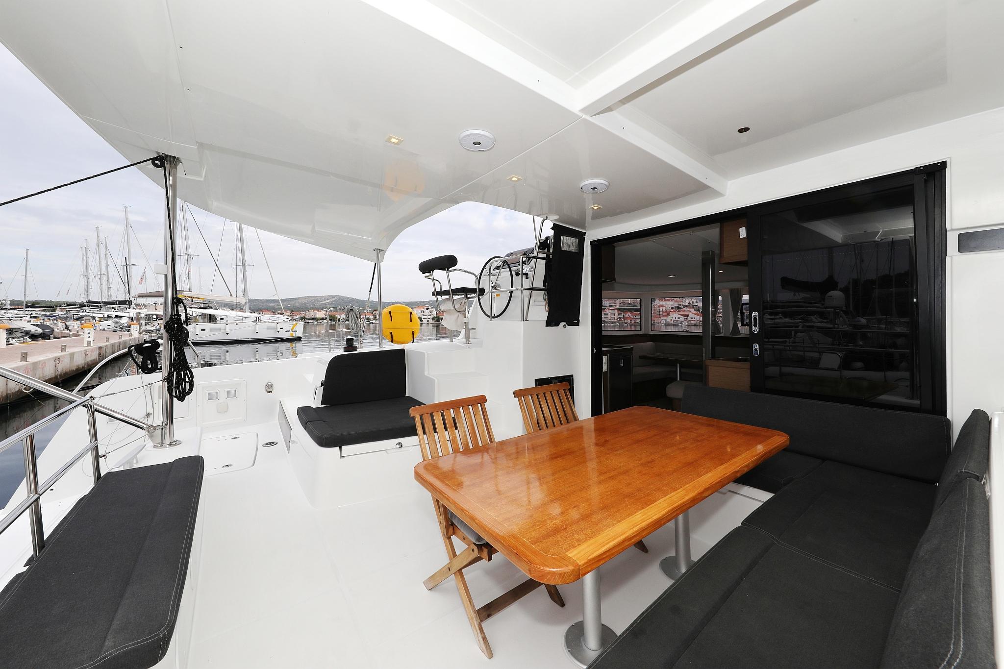 Lagoon 42 - 4 + 2 cab., picture 7