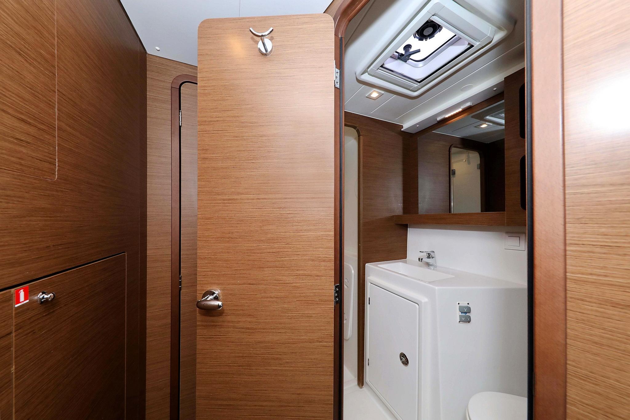 Lagoon 42 - 4 + 2 cab., picture 35