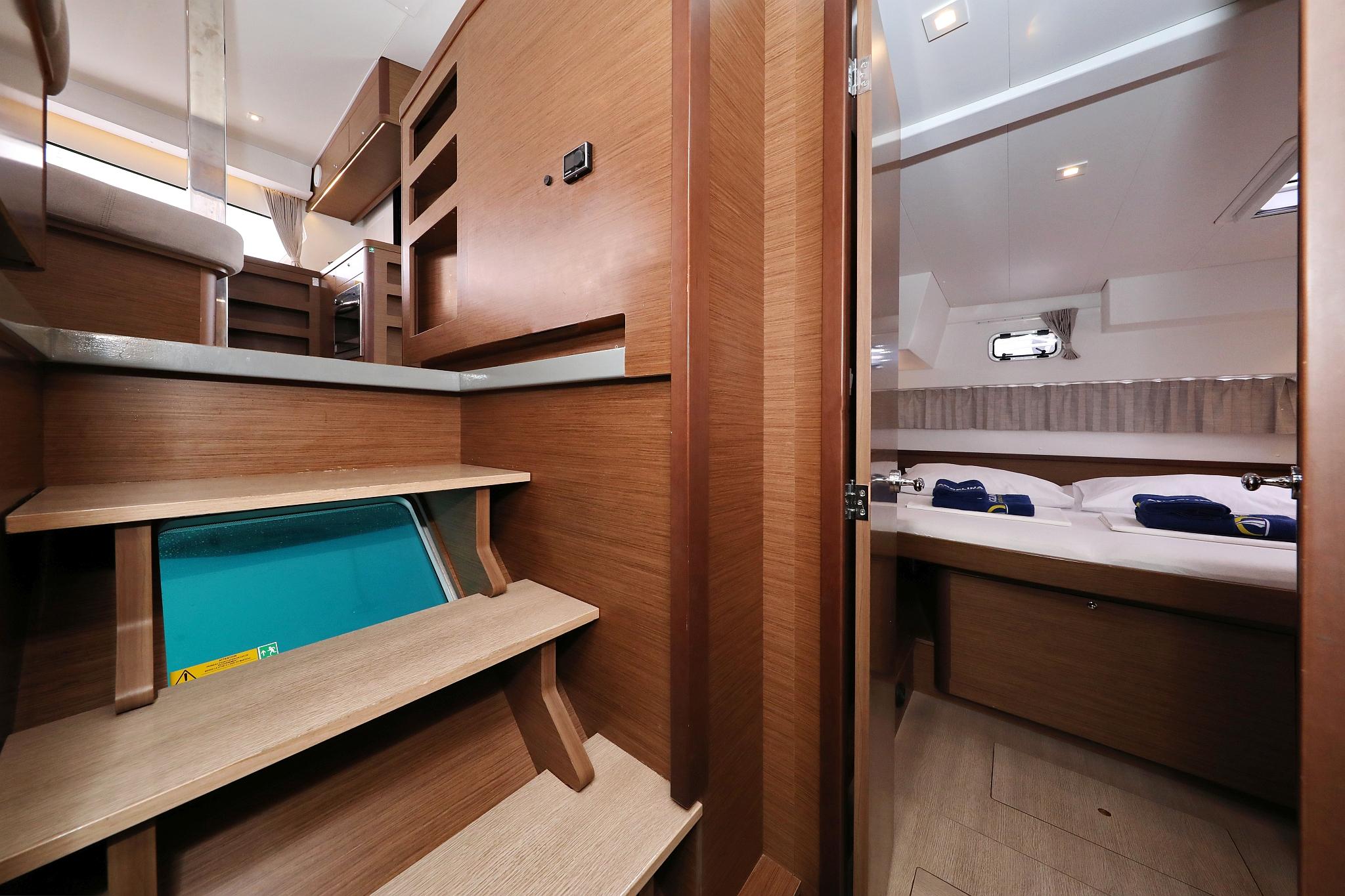 Lagoon 42 - 4 + 2 cab., picture 22