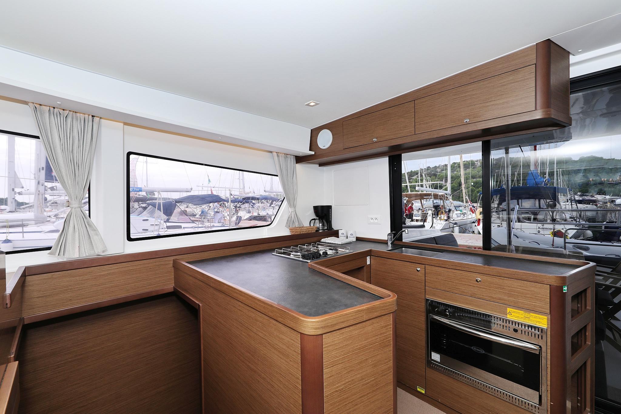 Lagoon 42 - 4 + 2 cab., picture 15