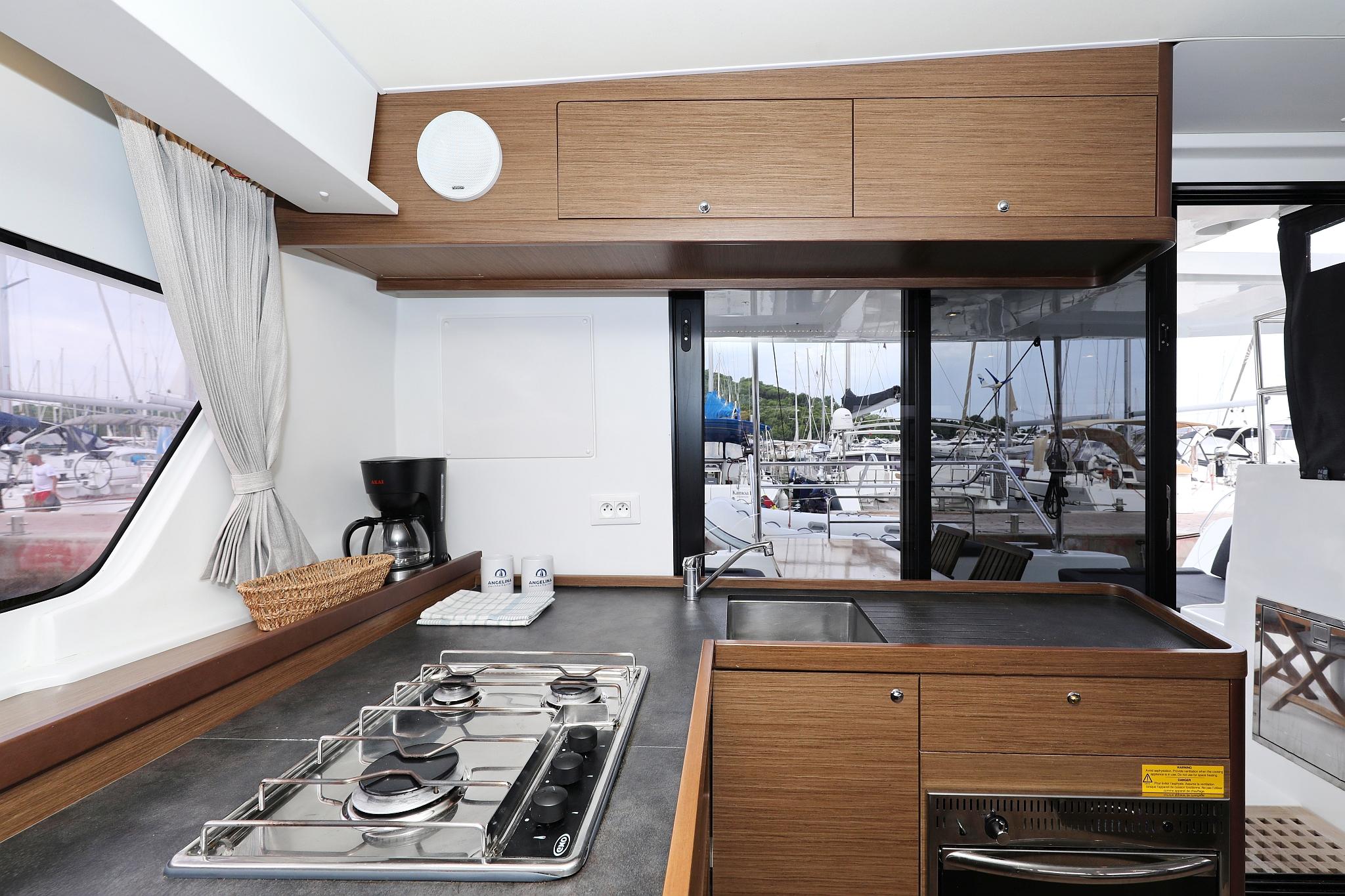 Lagoon 42 - 4 + 2 cab., picture 16