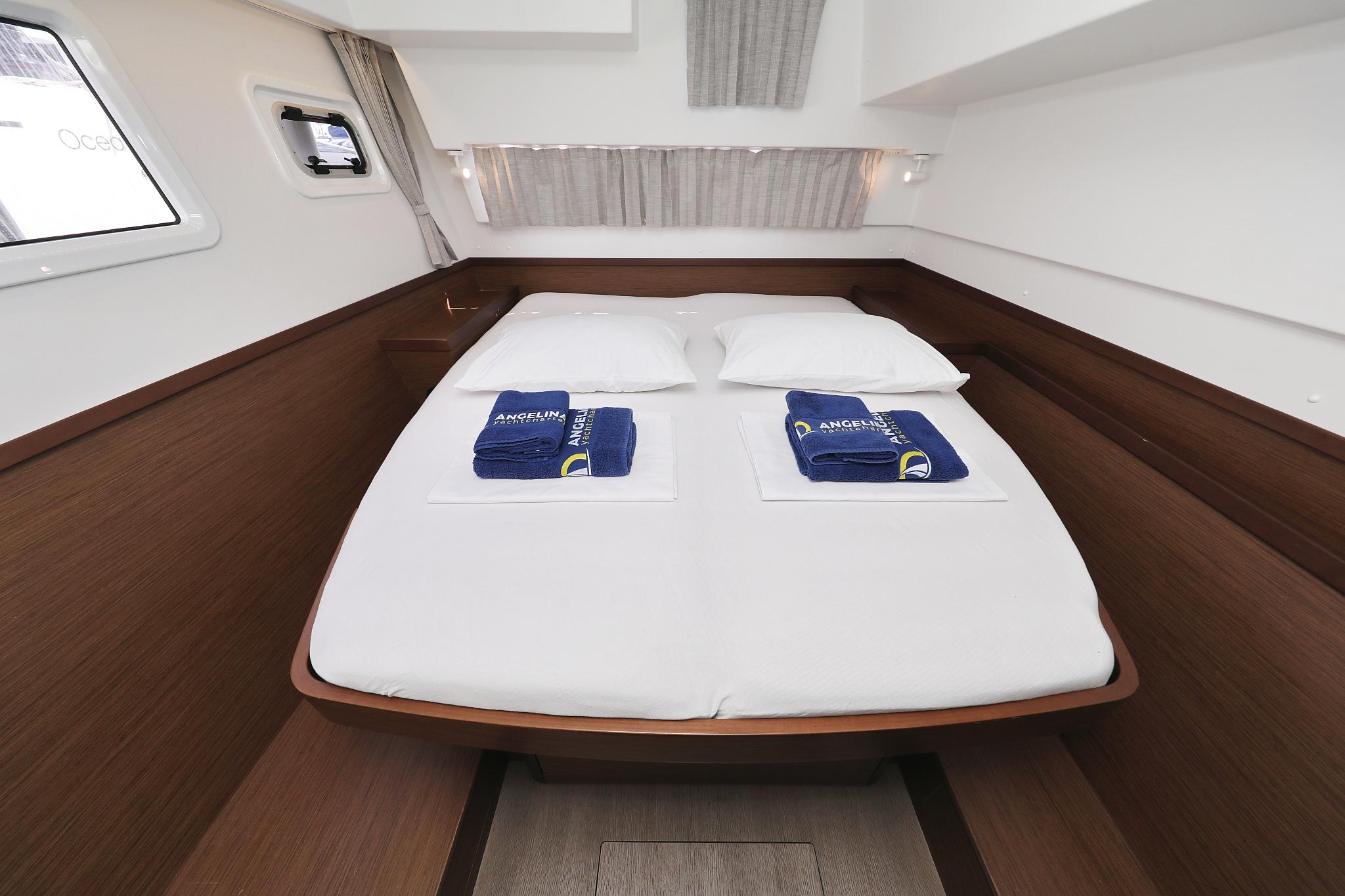 Lagoon 42 - 4 + 2 cab., picture 28