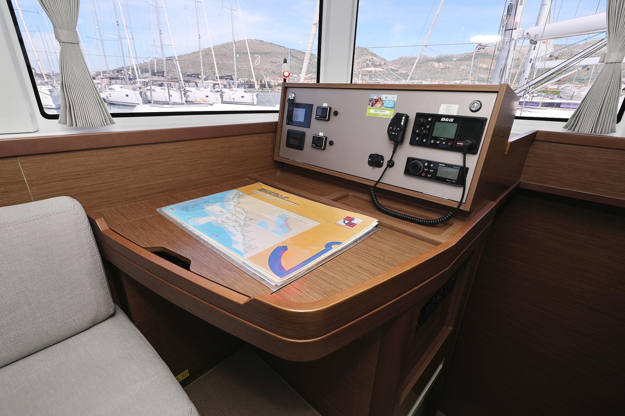 Lagoon 42 - 4 + 2 cab., picture 18