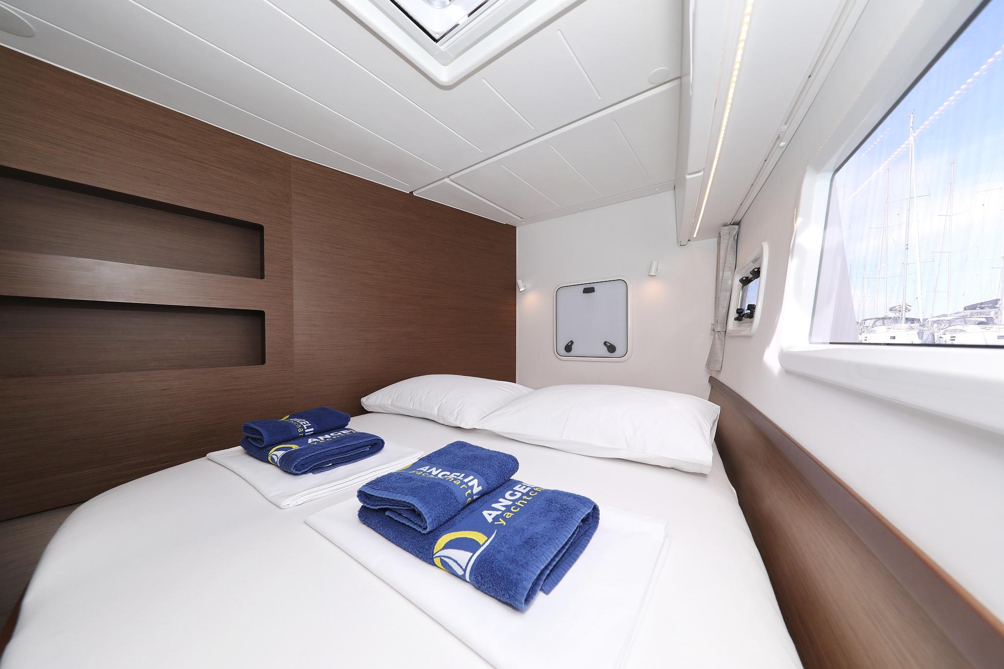 Lagoon 42 - 4 + 2 cab., picture 30