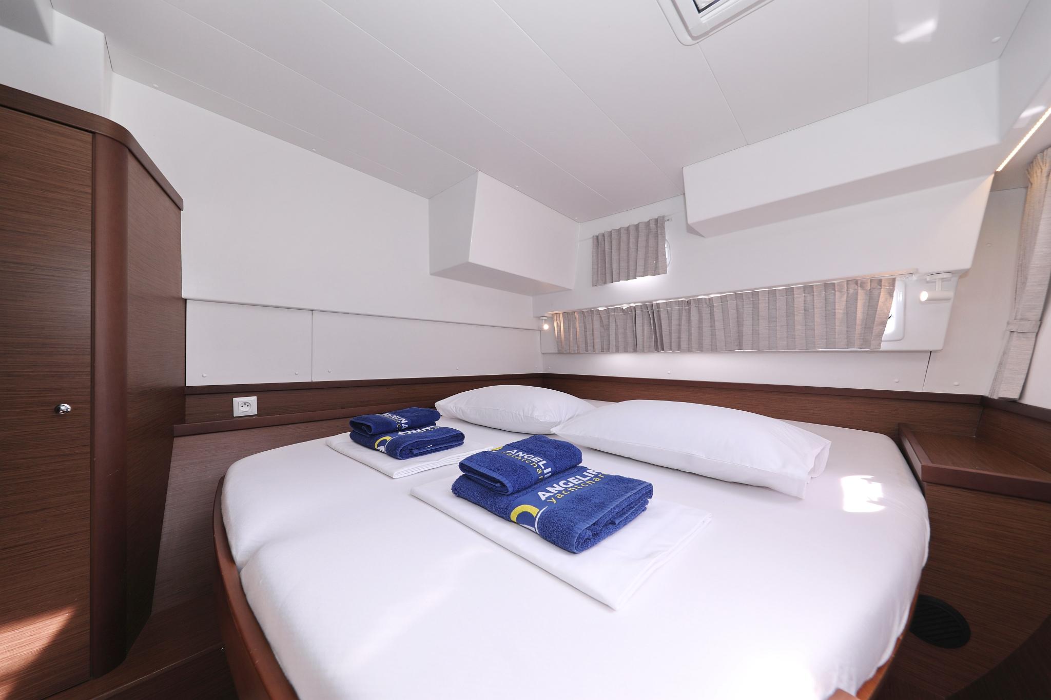 Lagoon 42 - 4 + 2 cab., picture 26