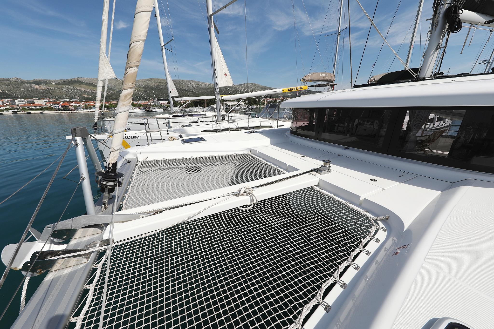 Lagoon 42 - 4 + 2 cab., picture 11