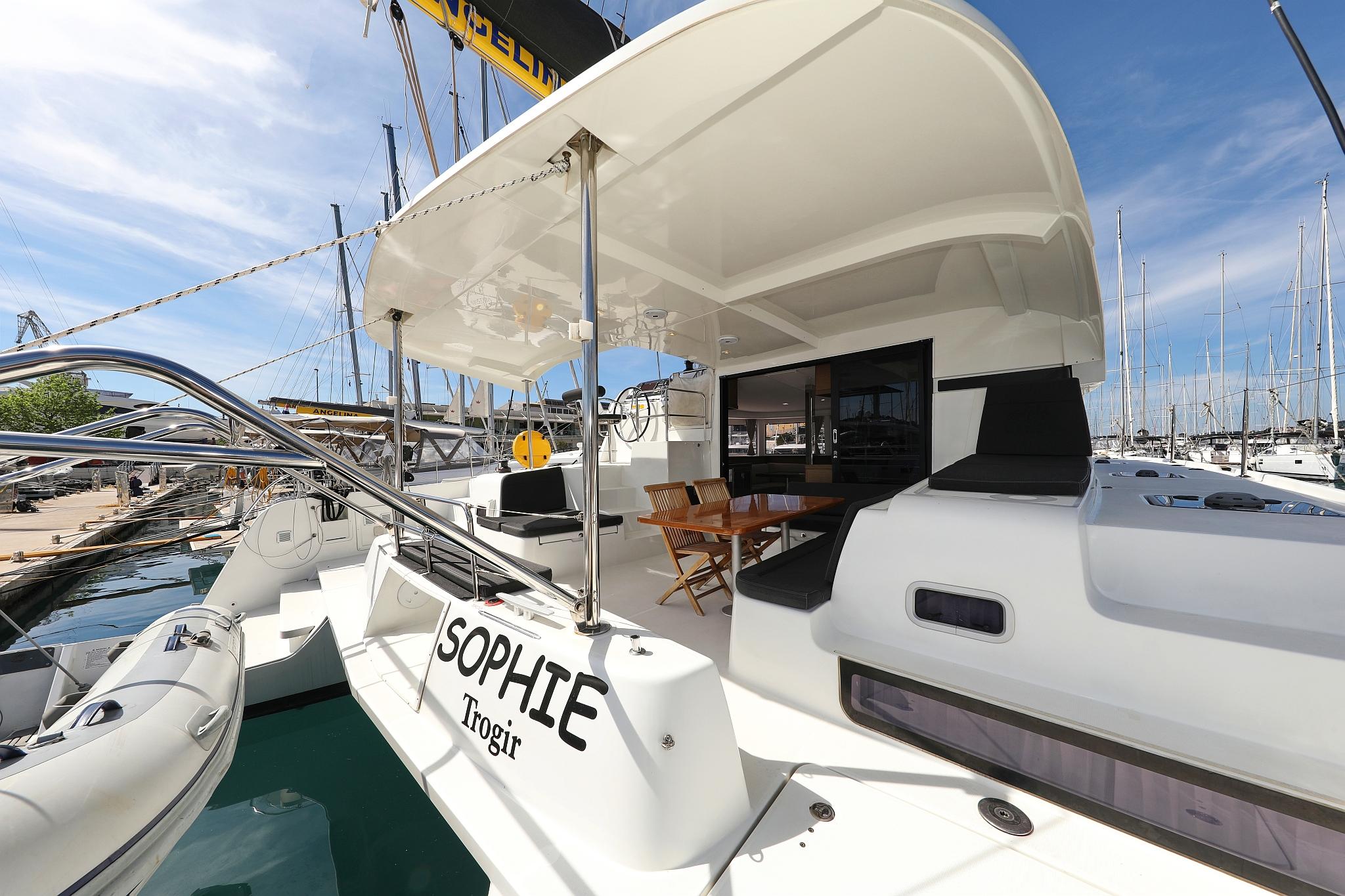 Lagoon 42 - 4 + 2 cab., picture 4