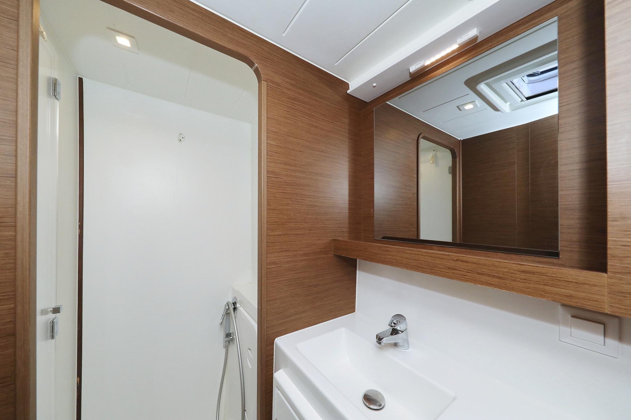 Lagoon 42 - 4 + 2 cab., picture 36