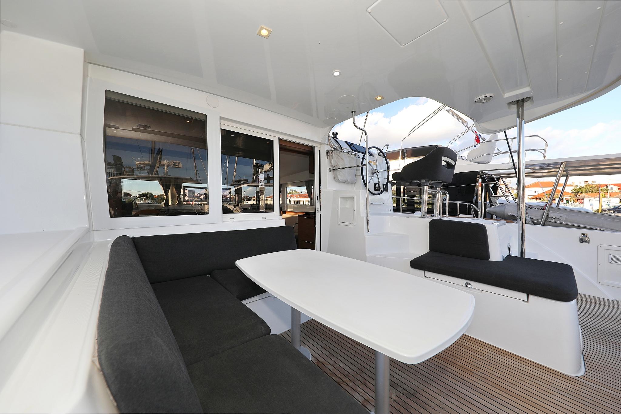 Lagoon 40 - 4 + 2 cab, picture 5
