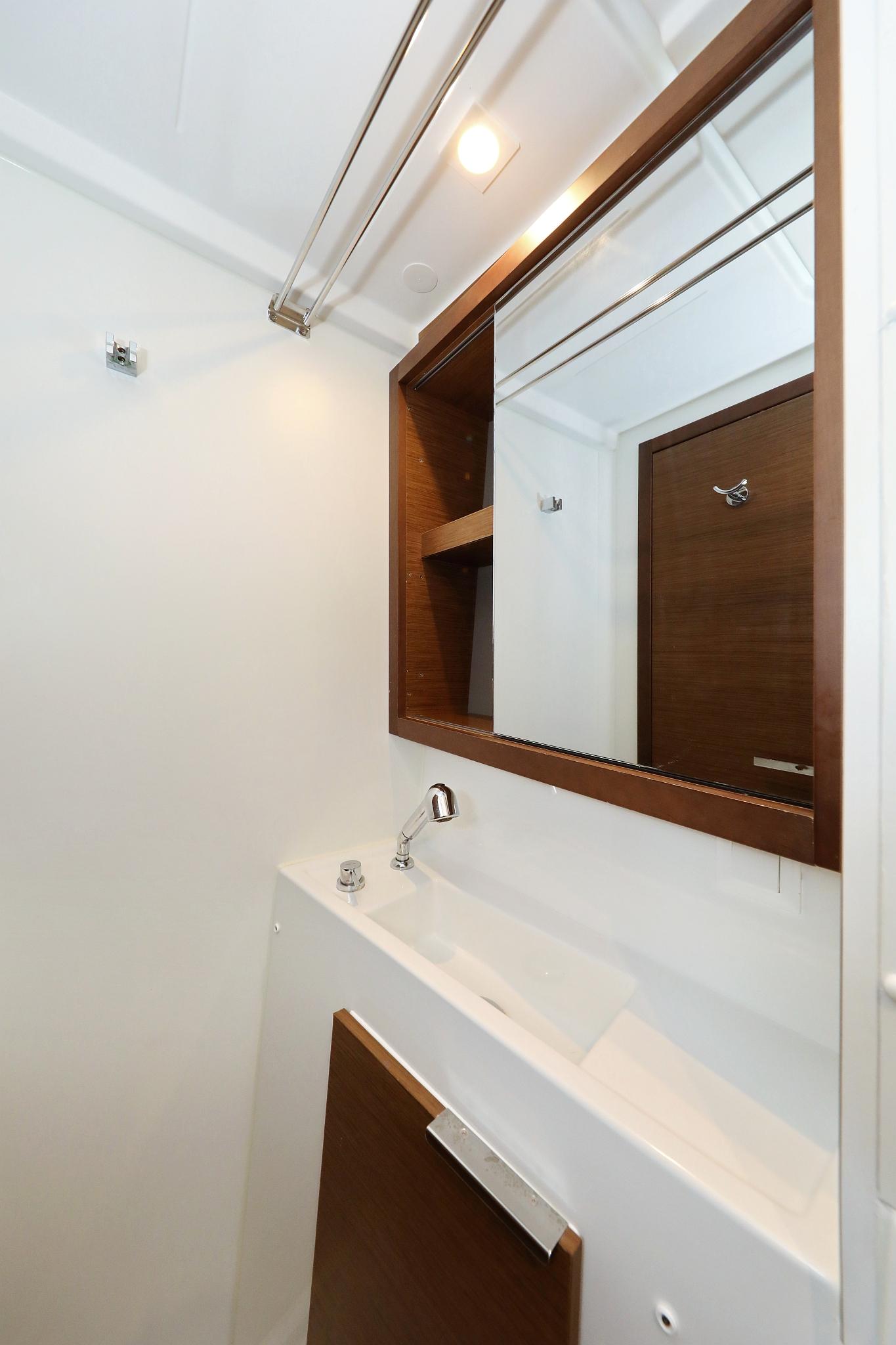 Lagoon 40 - 4 + 2 cab, picture 38