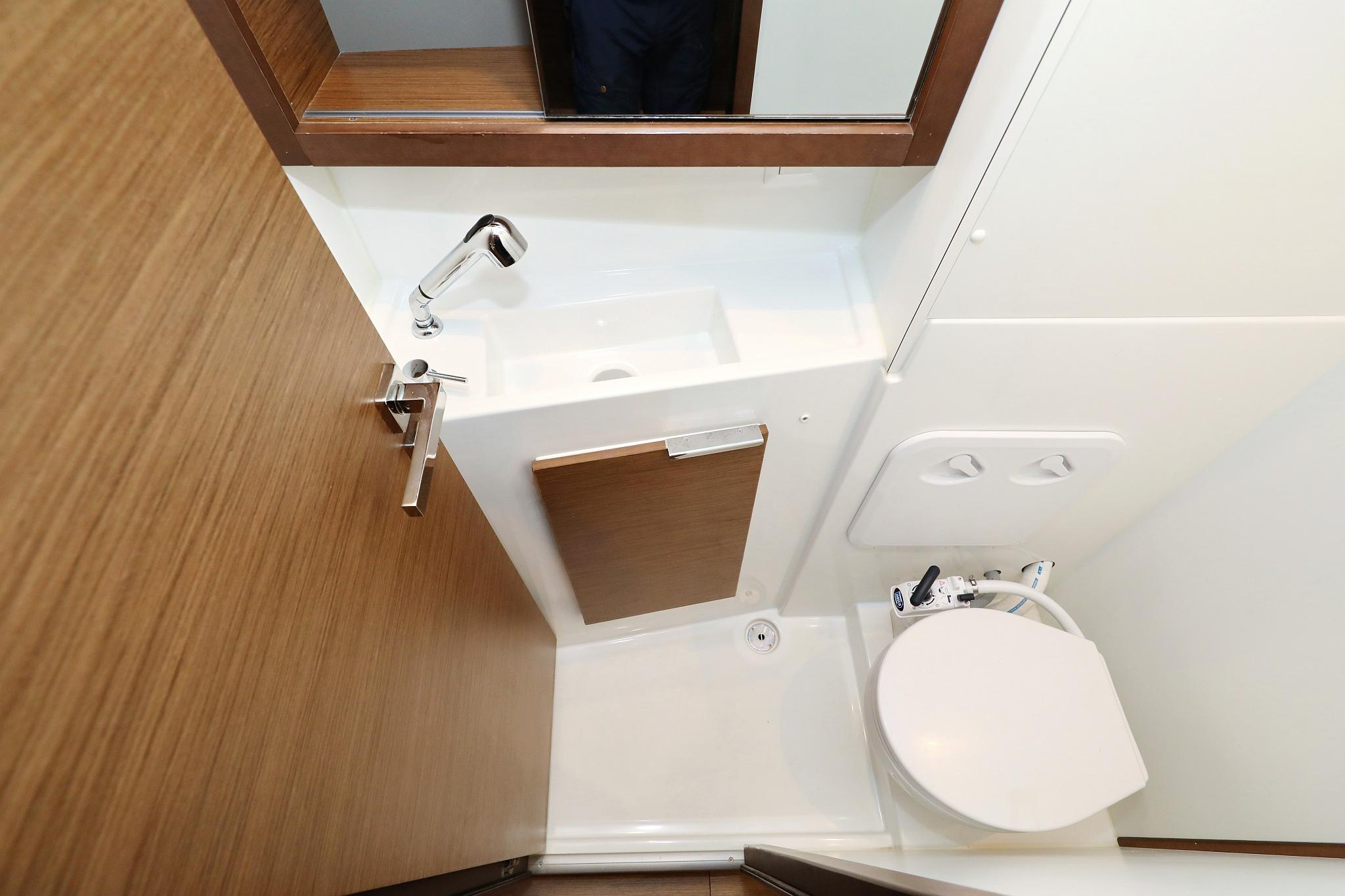 Lagoon 40 - 4 + 2 cab, picture 37