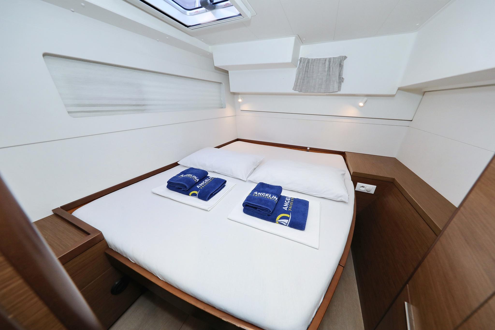 Lagoon 40 - 4 + 2 cab, picture 30