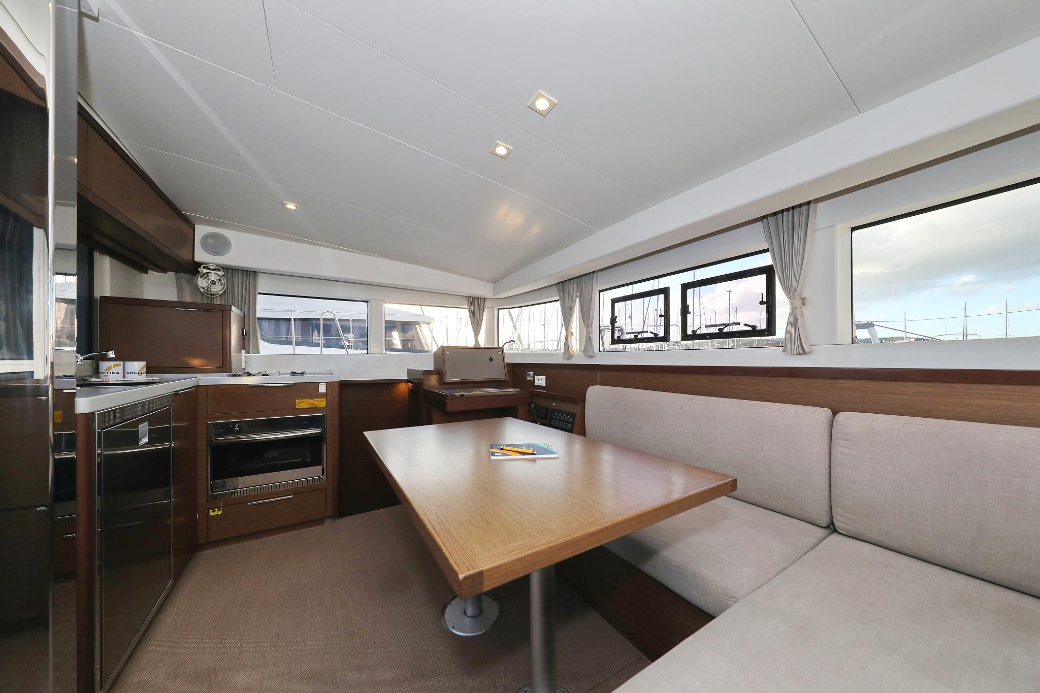 Lagoon 40 - 4 + 2 cab, picture 16