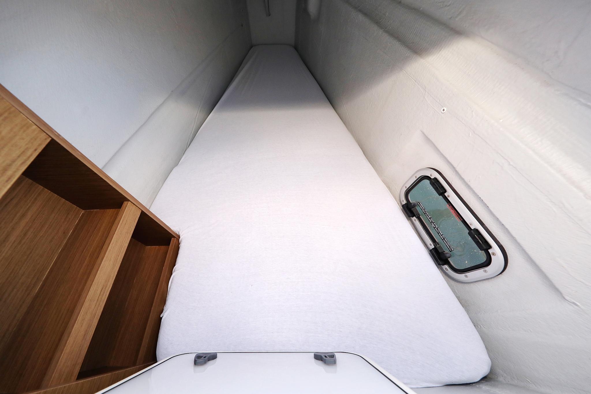 Lagoon 40 - 4 + 2 cab, picture 47