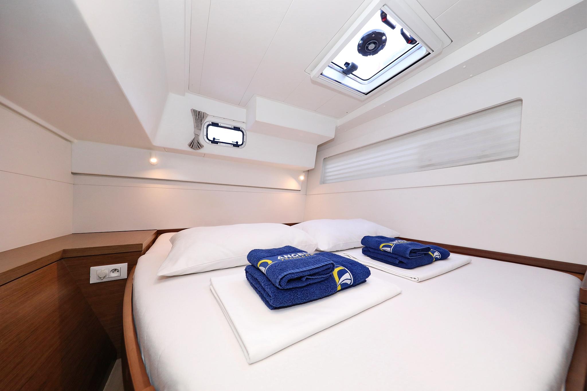 Lagoon 40 - 4 + 2 cab, picture 28