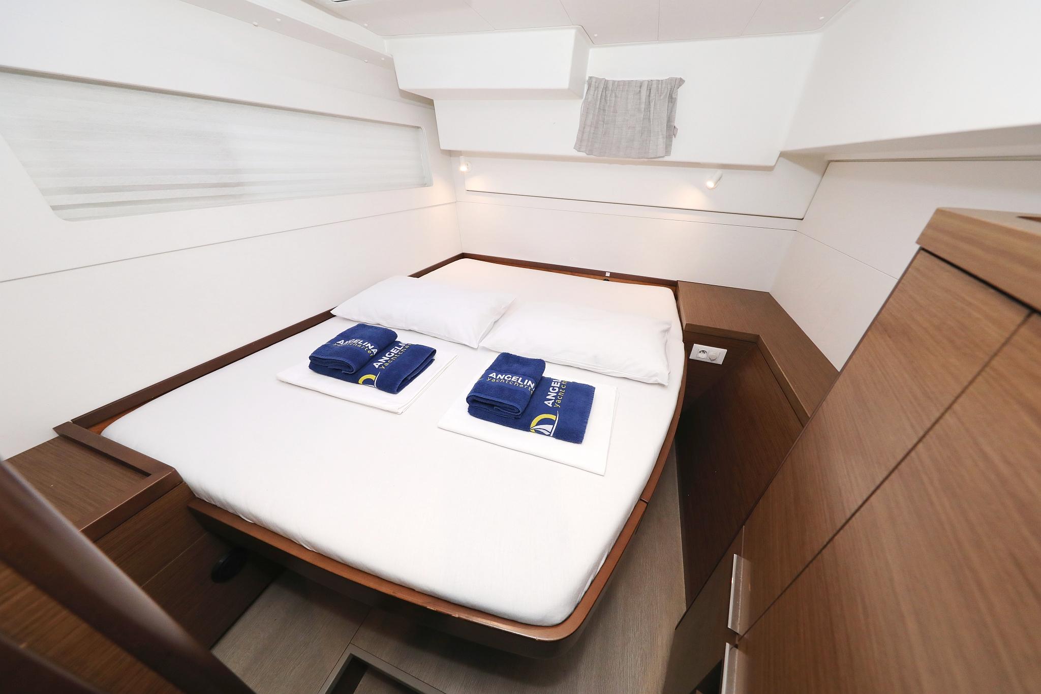 Lagoon 40 - 4 + 2 cab, picture 28