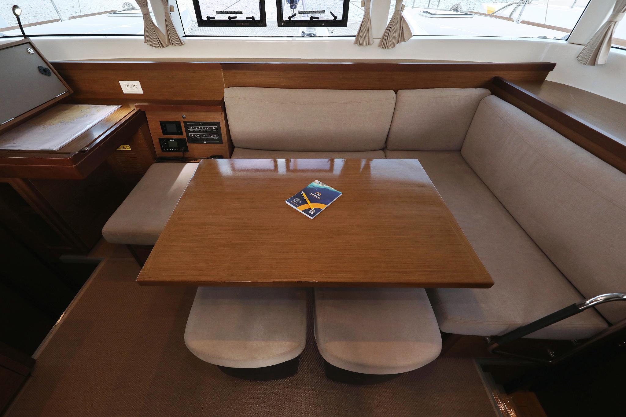 Lagoon 40 - 4 + 2 cab, picture 21