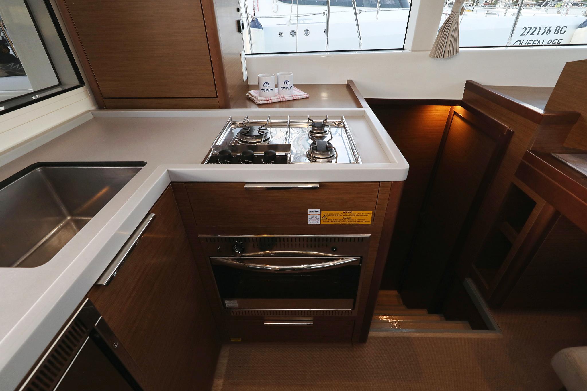 Lagoon 40 - 4 + 2 cab, picture 18