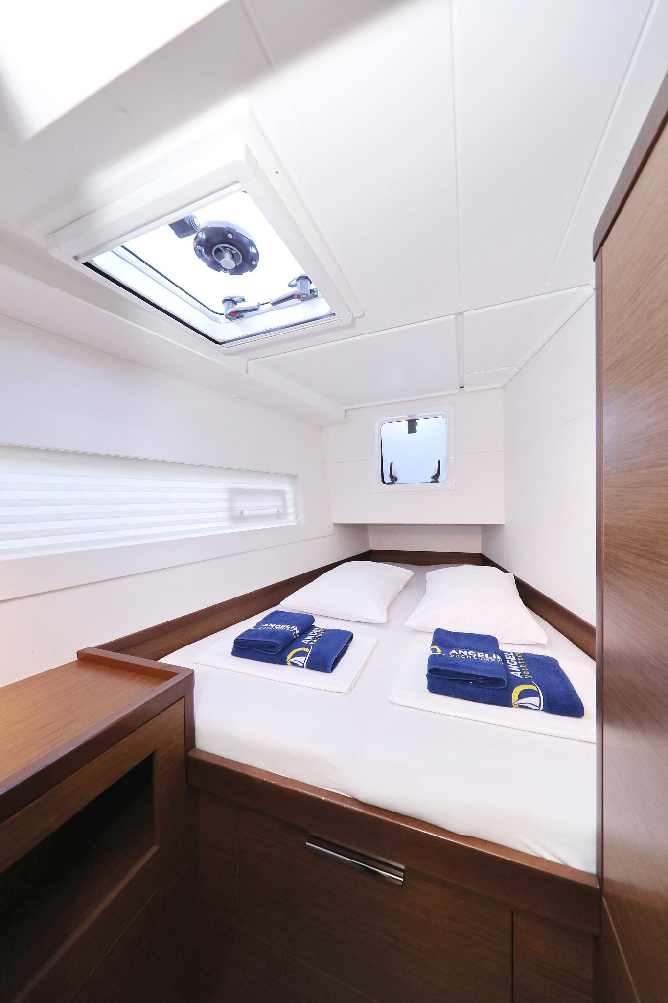 Lagoon 40 - 4 + 2 cab, picture 30