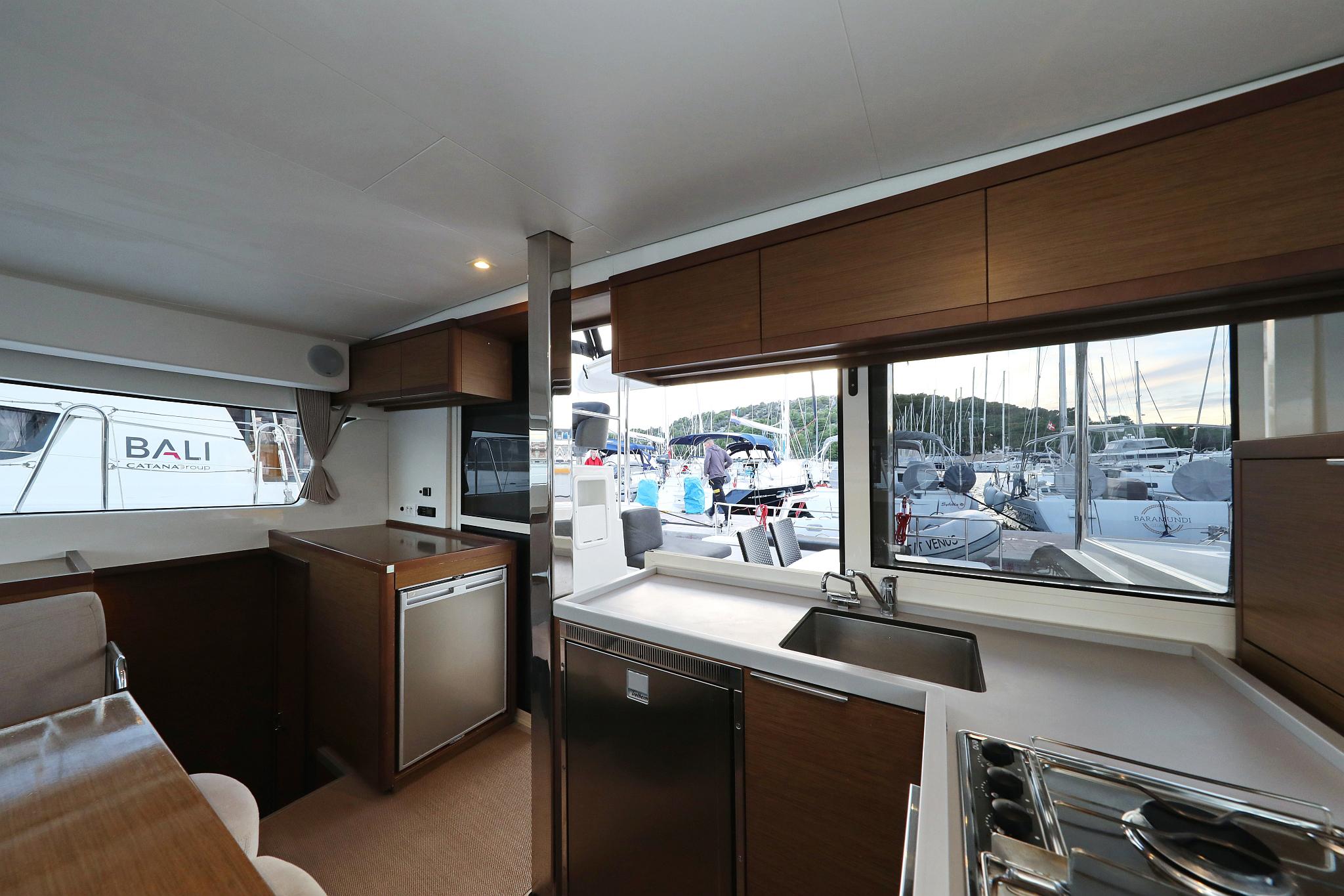 Lagoon 40 - 4 + 2 cab, picture 19