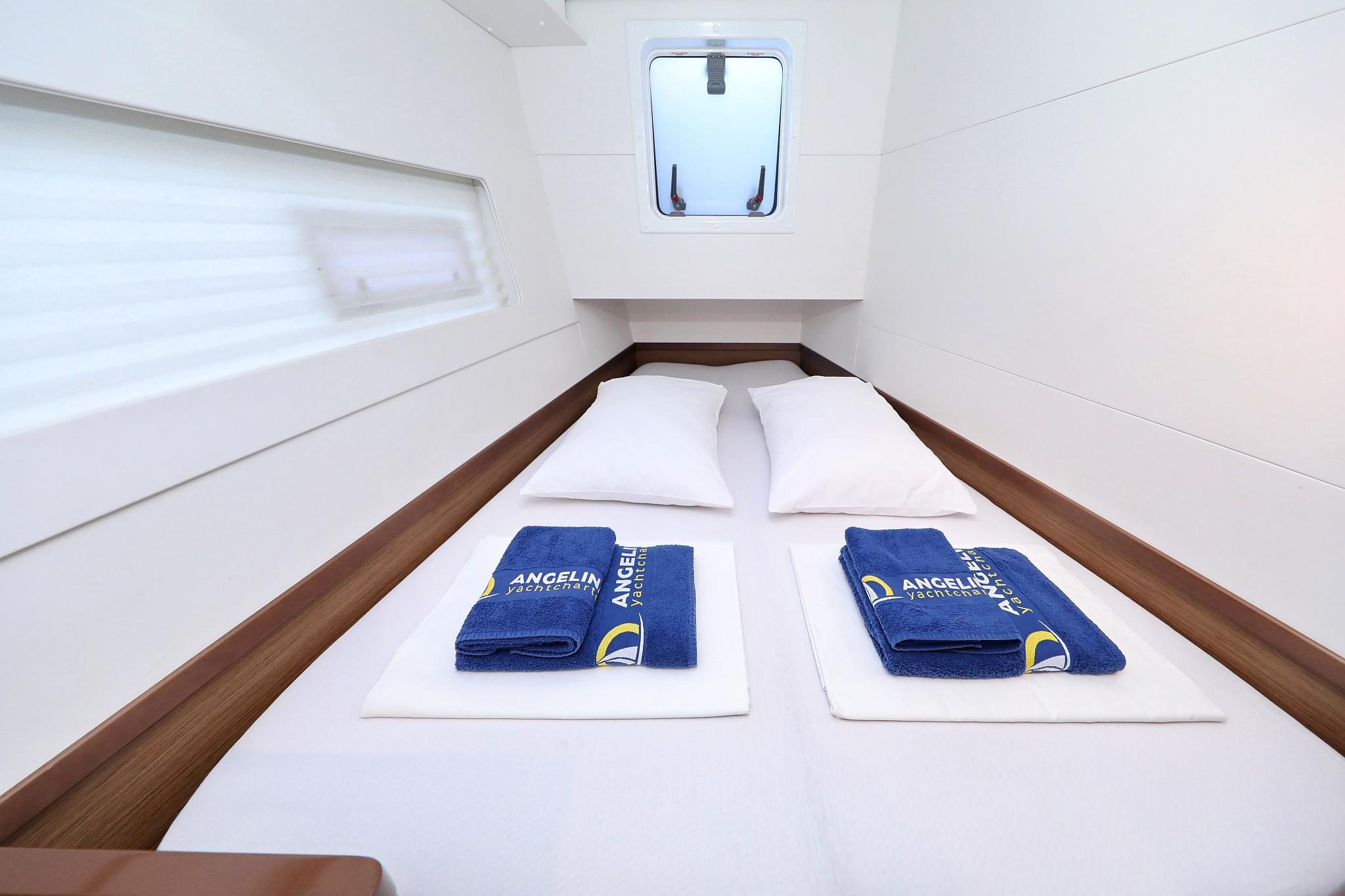 Lagoon 40 - 4 + 2 cab, picture 31