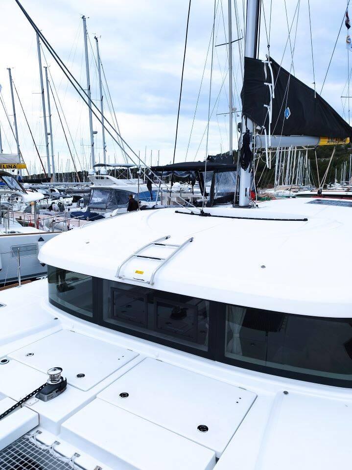 Lagoon 40 - 4 + 2 cab, picture 11