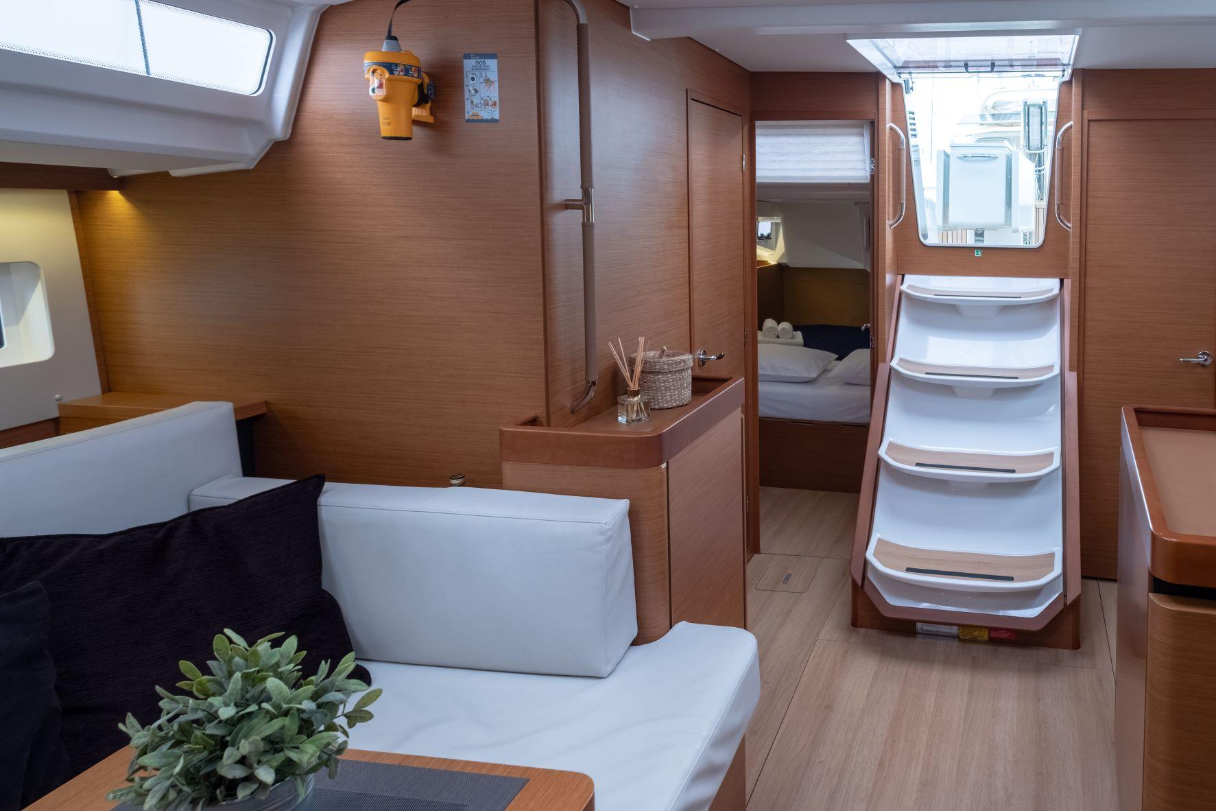 Sun Odyssey 440 - 4 cab., picture 13