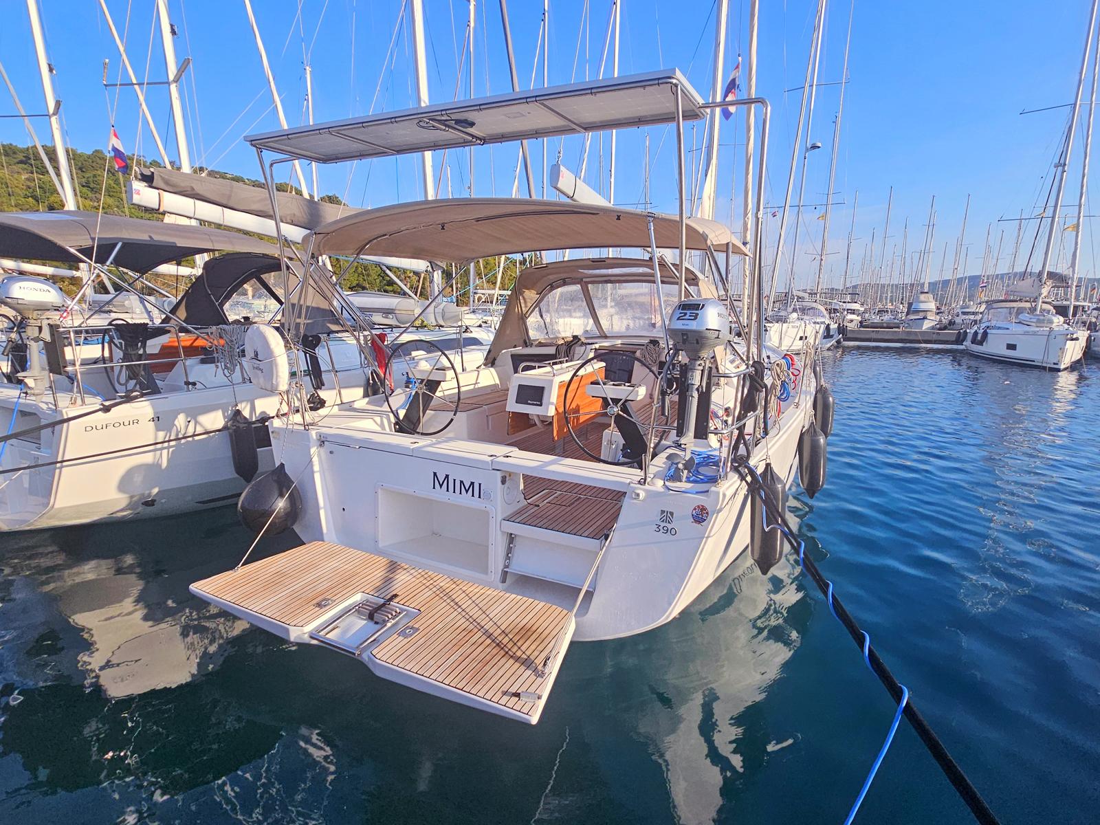 Dufour 390 GL, picture 4