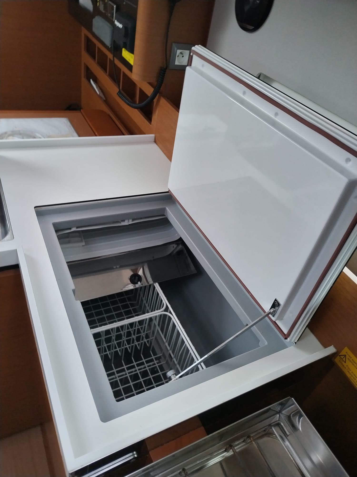 Sun Odyssey 410 - 3 cab., picture 21