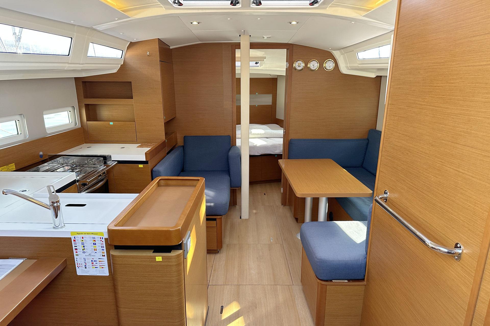 Sun Odyssey 410 - 3 cab., picture 15