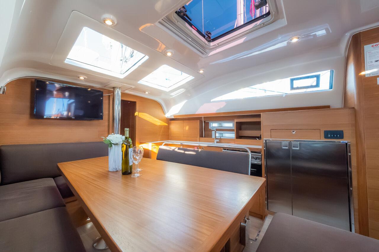 Elan Impression 45.1, picture 6